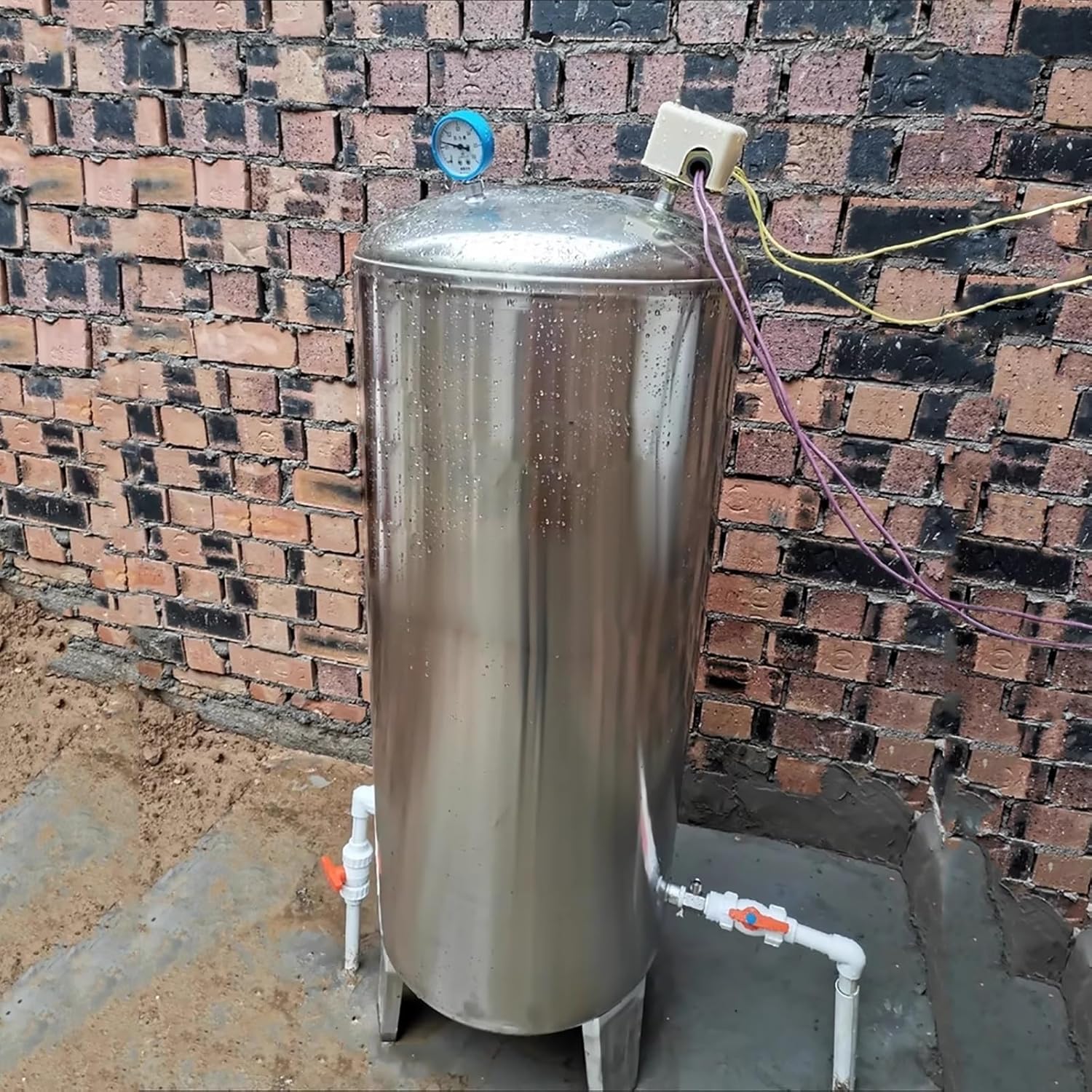Vertical Water Pressure Tank Stainless Steel with Heat Preservation Sleeve,Air Release Valve, Pressure Switch, Pressure Gauge((155x50cm/61x19in) 300L/79.2Gal)