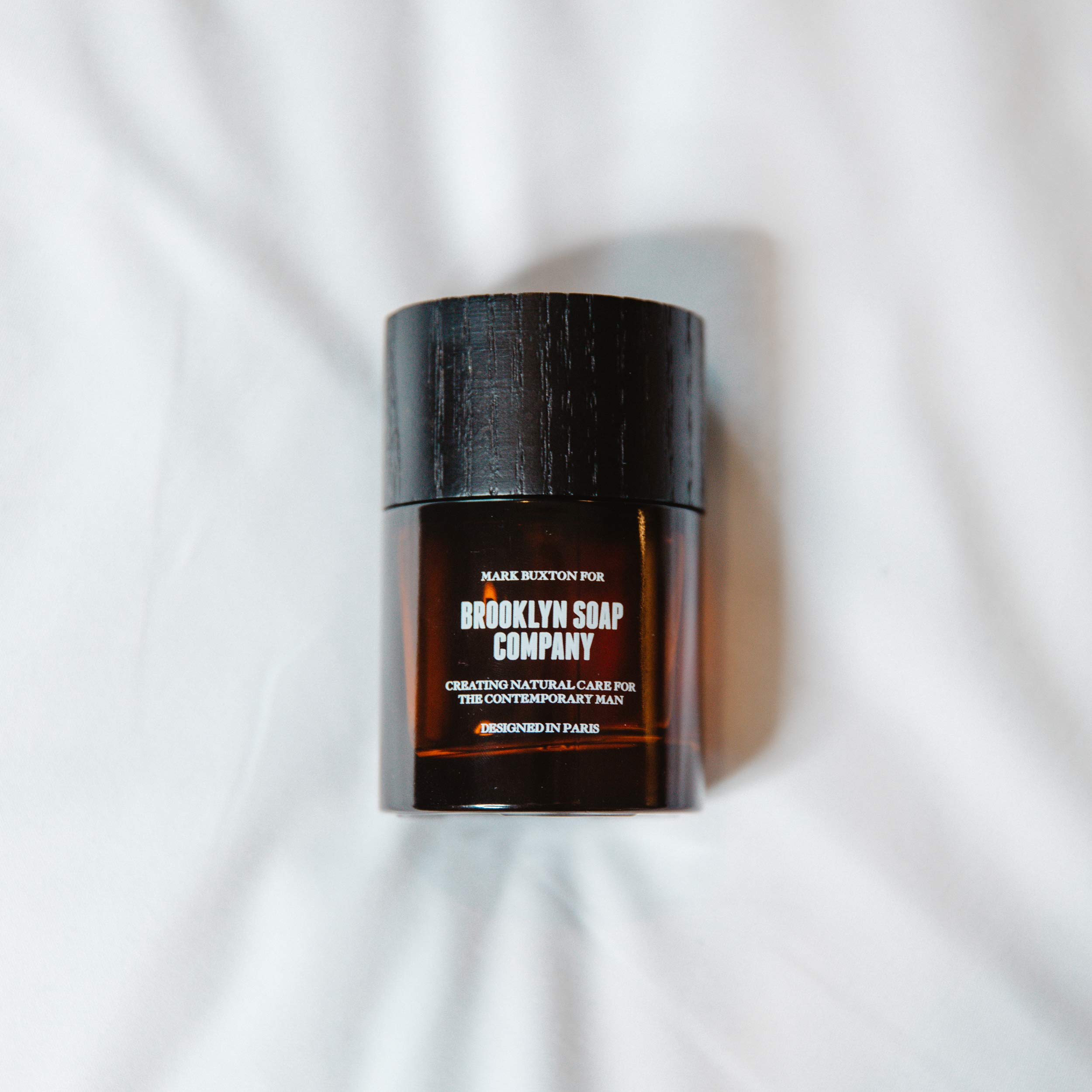 The Woods (50 ml) · Brooklyn Soap Company · Eleganckie, drzewne wody pachnące dla mężczyzn · Z drewnem kaszmirowym, bergamotką, pieprzem i piżmem · Długotrwały męski zapach