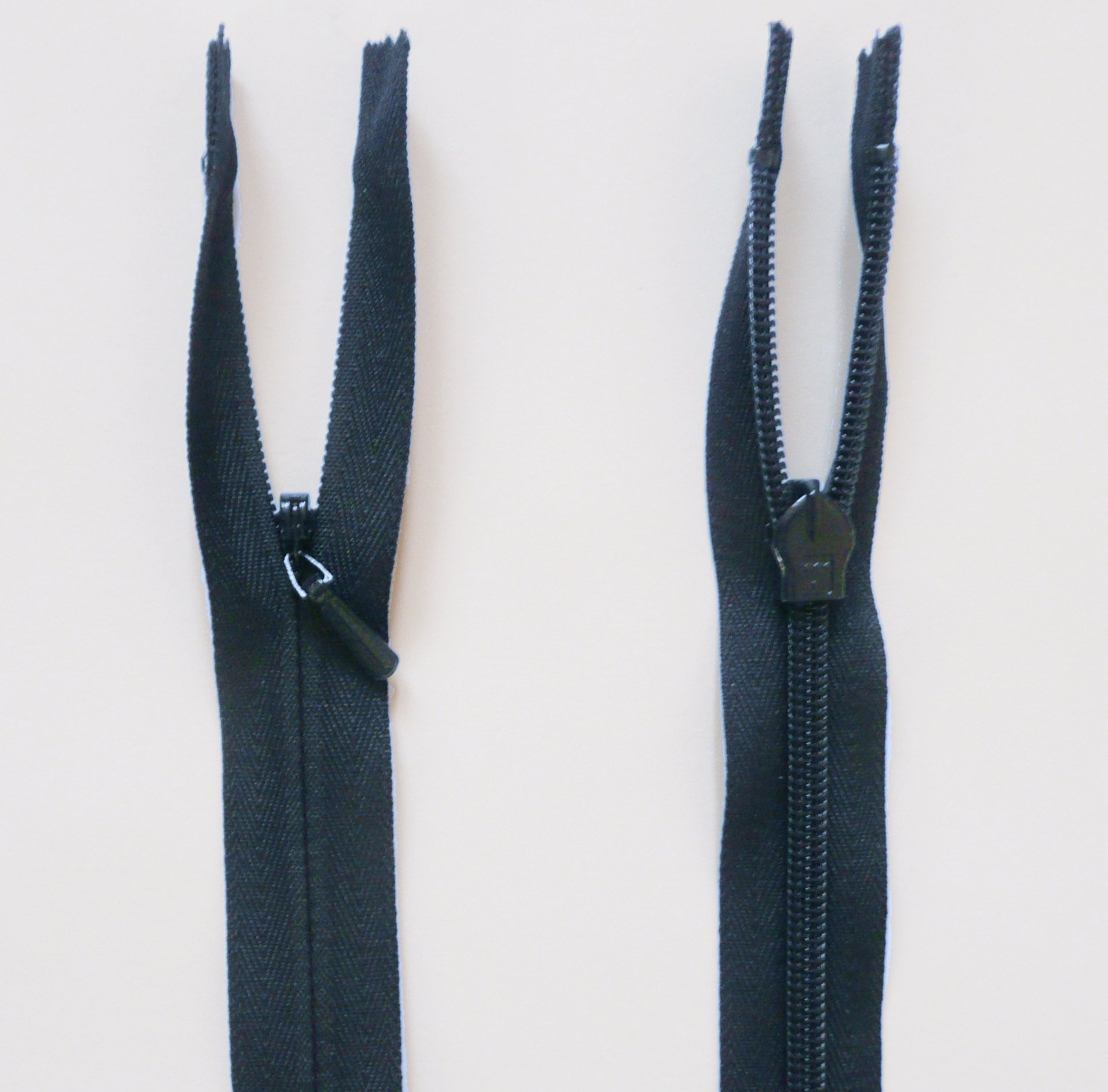Ykk Navy 22" / 56Cms Concealed Zip