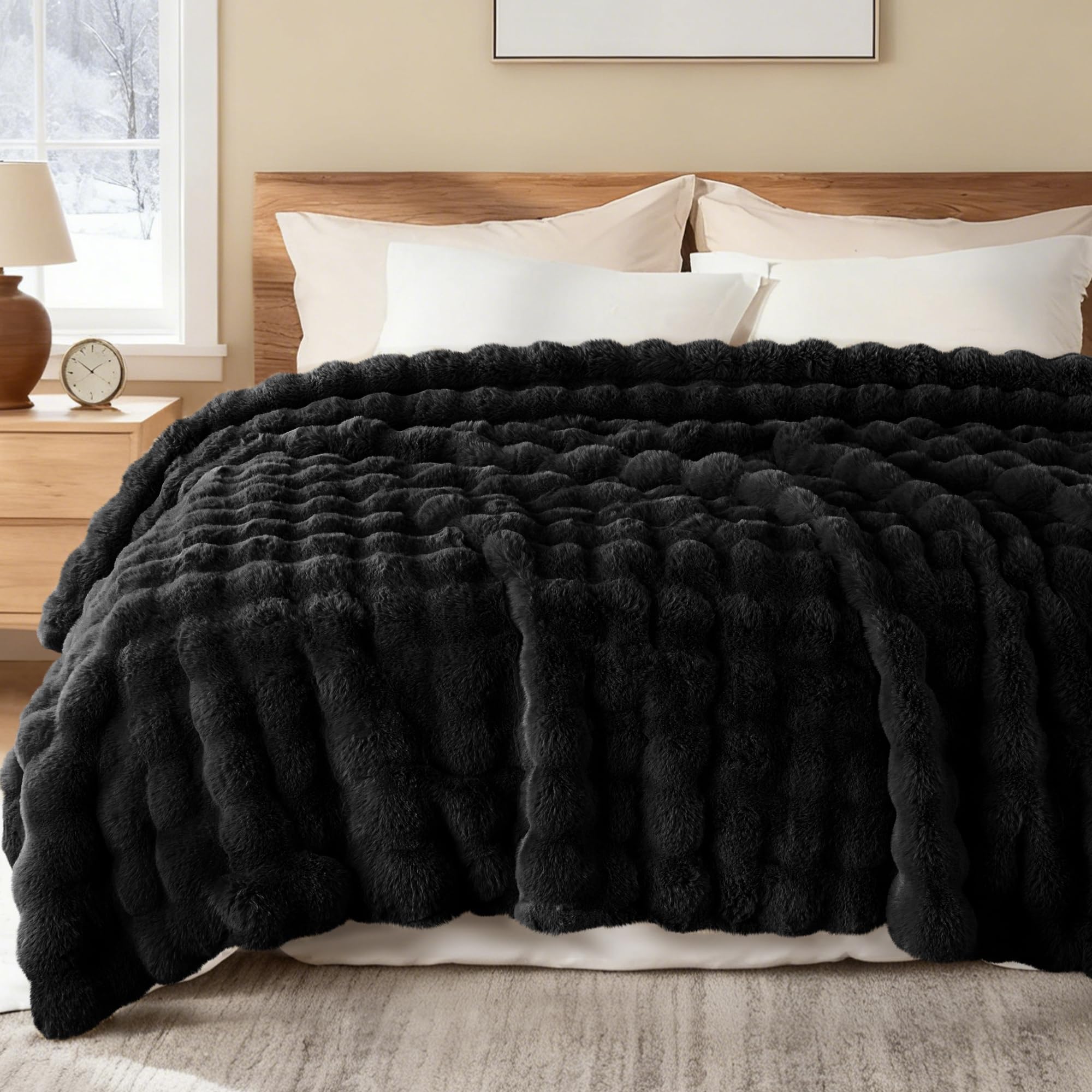 Exclusivo Mezcla Faux Fur Double Blanket for Bed, Soft 3D Bubble Blanket — image 1