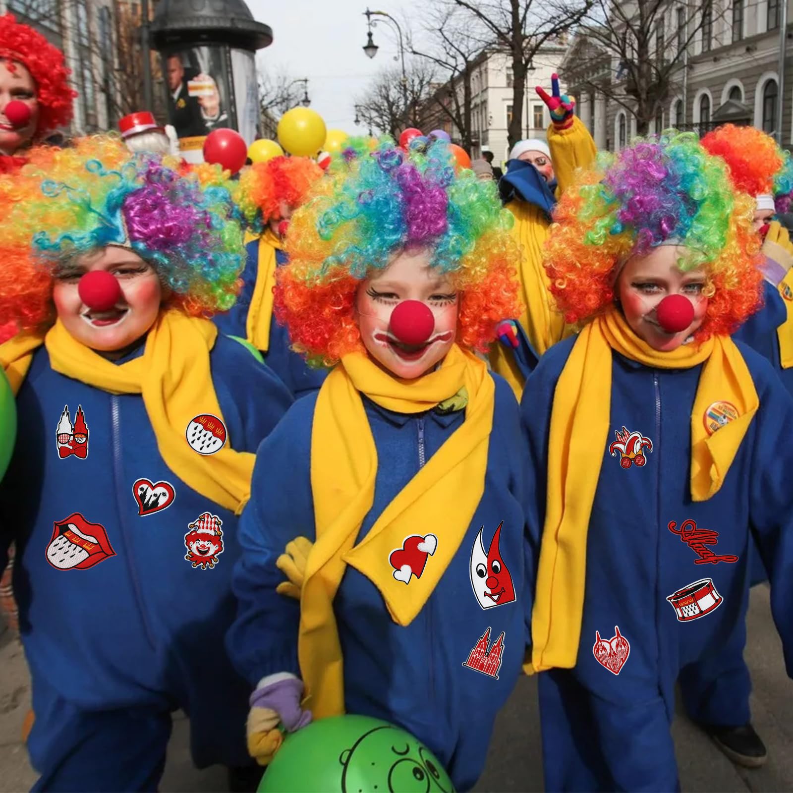 12 stuks Keulen carnaval rood wit strijkpatches, strijkplaatjes