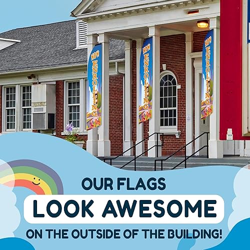 Miniatura 5 de Banderas combinadas de preescolar  ahora inscribiendo letras rojas con postes