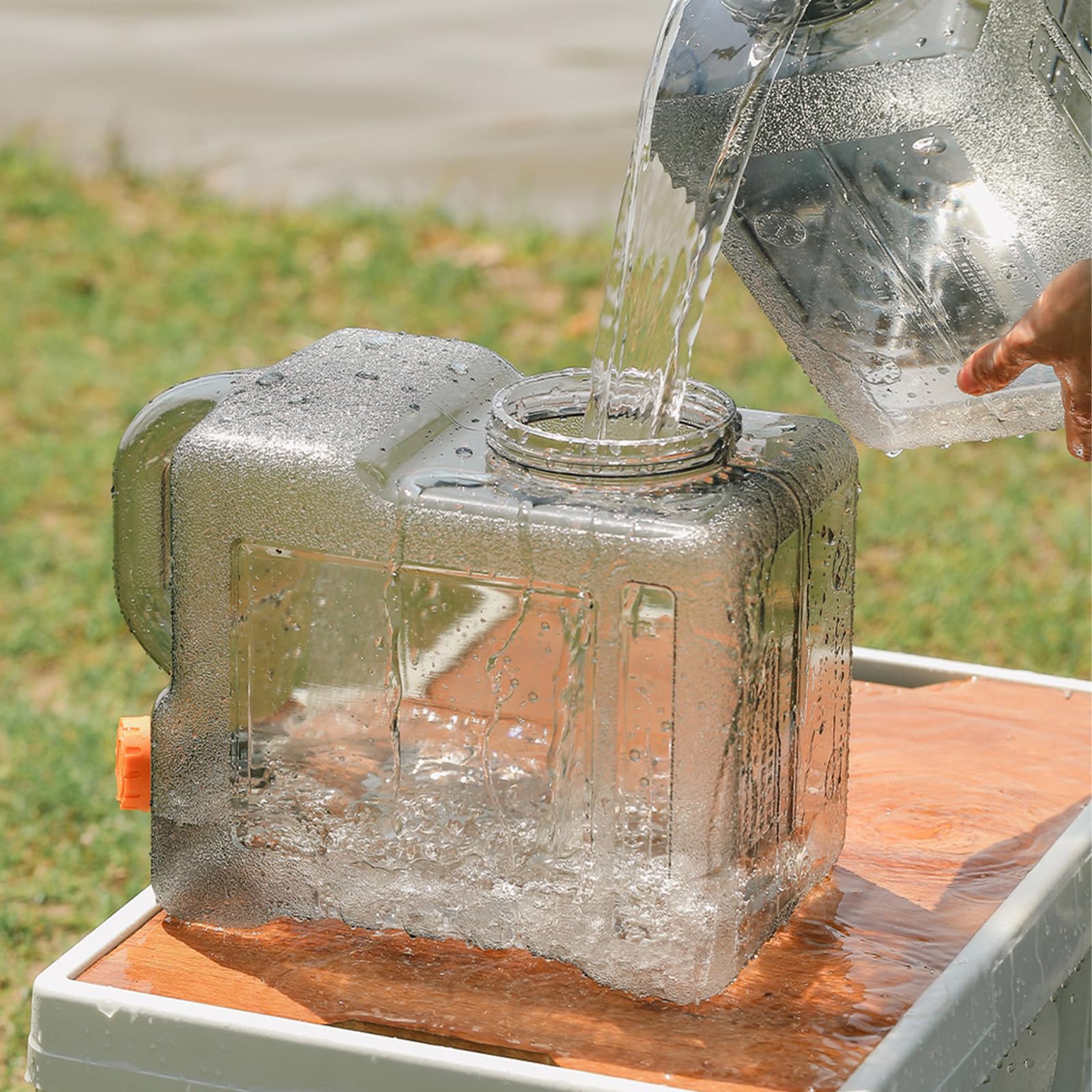 Contenitore D'acqua con Rubinetto e Manico, Resistenti a Perdite, Ideale per Campeggio, in Materiale Plastico di Alta Qualità Alimentare, Senza BPA, Serbatoio di Emergenza per Escursioni Viaggi Picnic