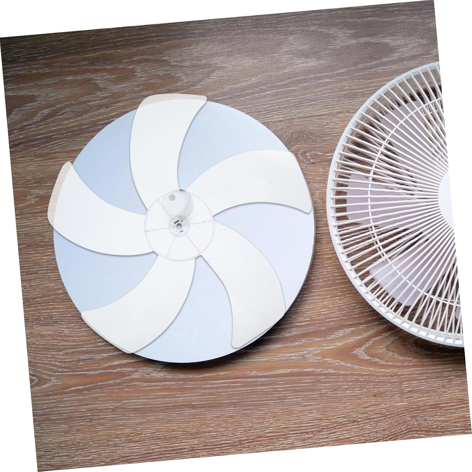Ciieeo Silent Replacement Fan Blades As Material for Table and Standing Pedestal Fans Easy to Install and White Design