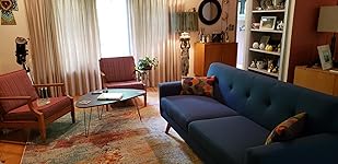 Review Image by Eva Calcagno Eva Calcagno