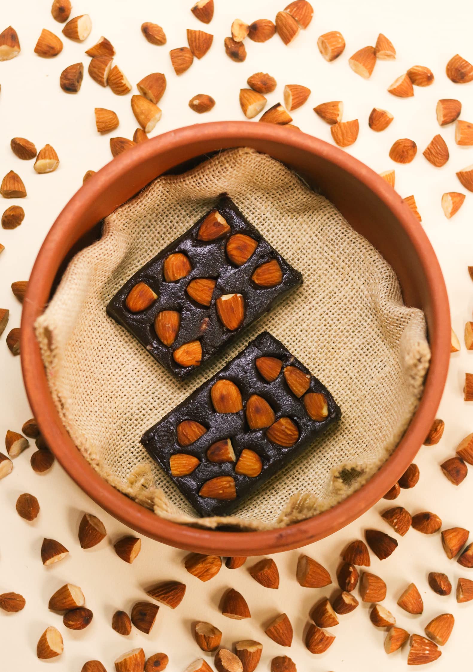 VegOChef Cocoa Almond Bar, Vegan Bar with Goodness of Dates Raisins Almonds Walnuts and Sunflower Seeds - Complete Sugar Free Nutritious Bar Health Hamper (Pack of 6 - 40 GMS Each)-image-28