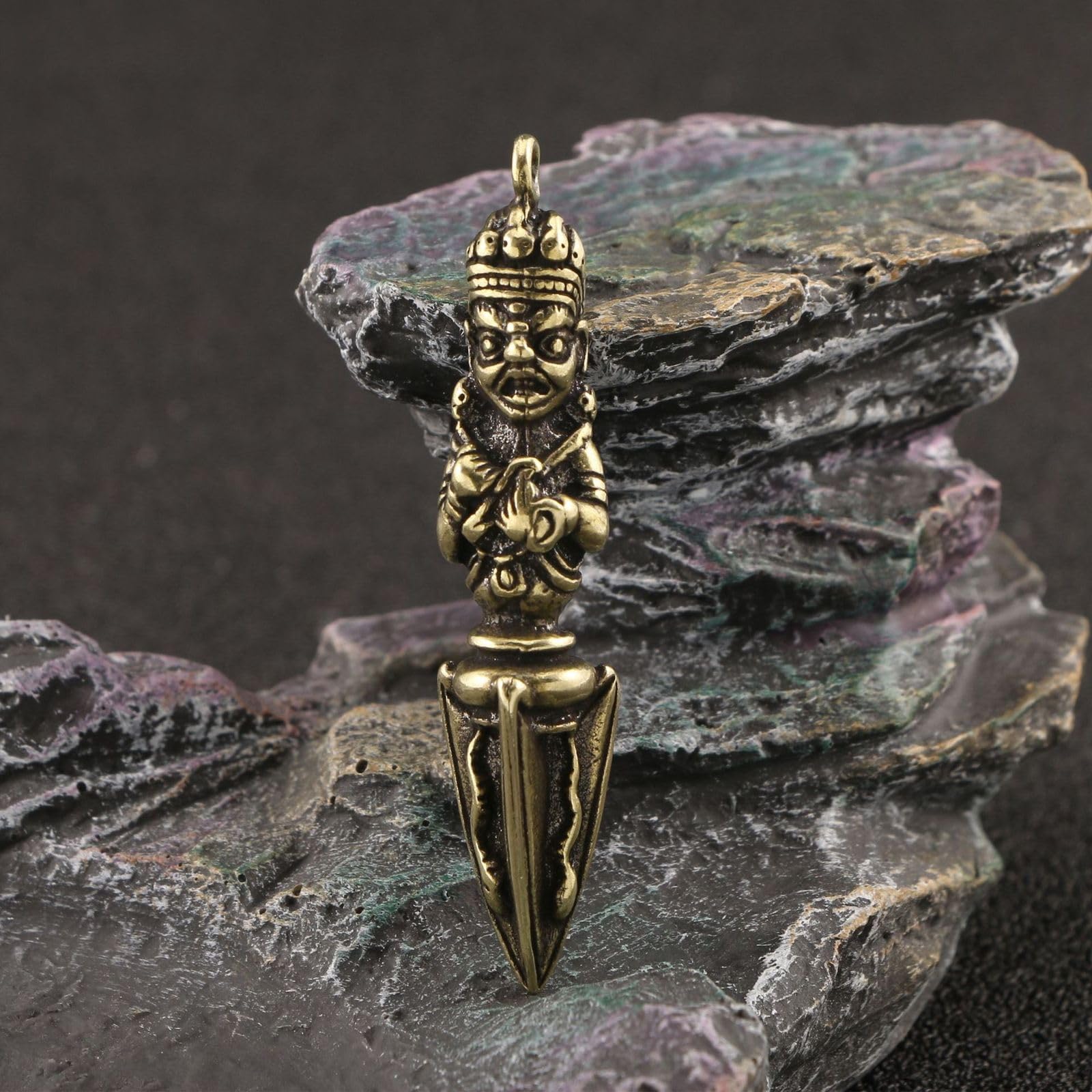 NBKLSWSUI Handmade Bronze Vajra pendant Sculpture Figurine Sculture For Living Room Home Office Desk Bedroom Unique New Homeowners Feng Shui Sculptural