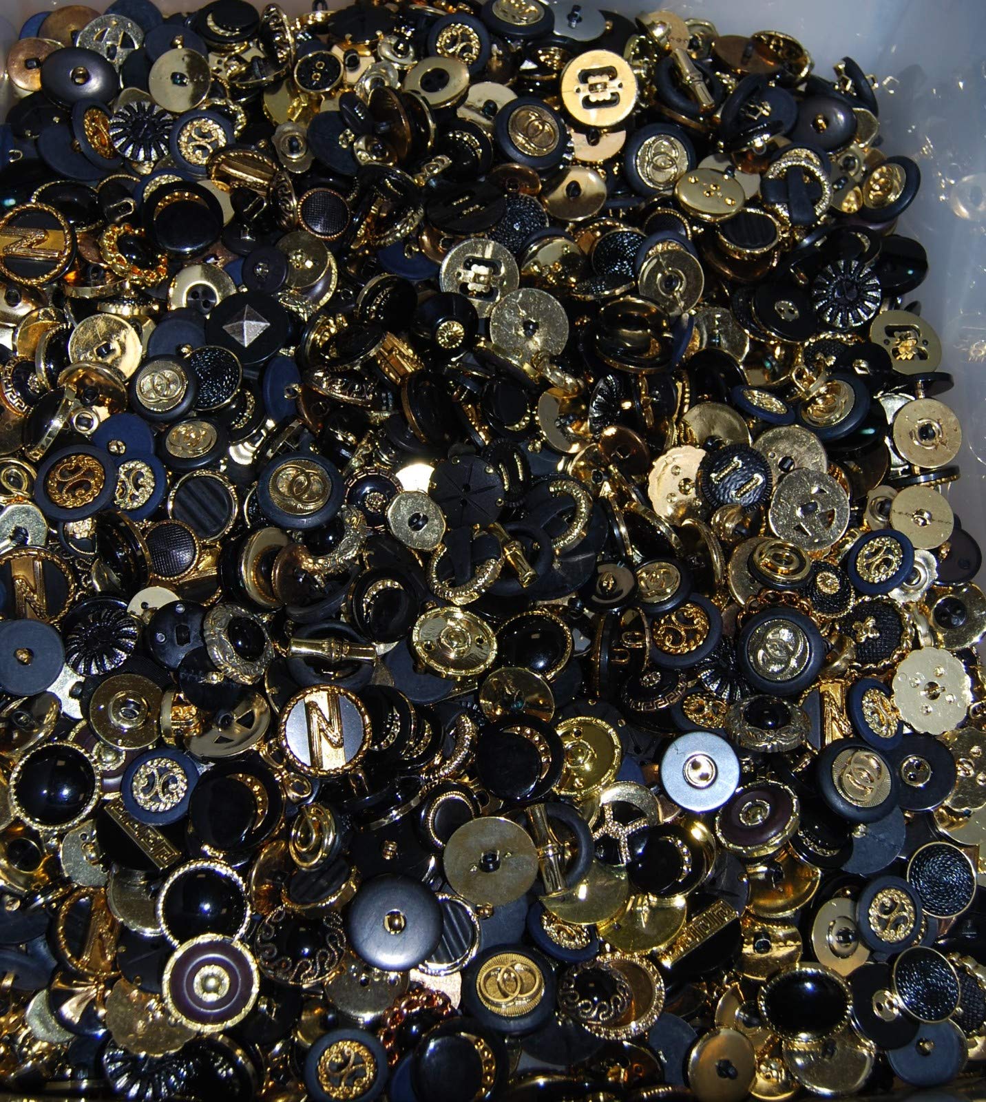 Celloexpress Multicolor Pack Of 250G Gold & Black Buttons - Mixed Sizes Of Gold & Black Buttons For Sewing And Crafting