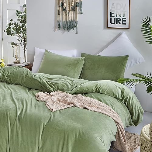 Miniatura 2 de CLOTHKNOW Juego de funda de edredón de color verde salvia, tamaño King, juego de ropa de cama de terciopelo verde salvia, ropa de cama de franela
