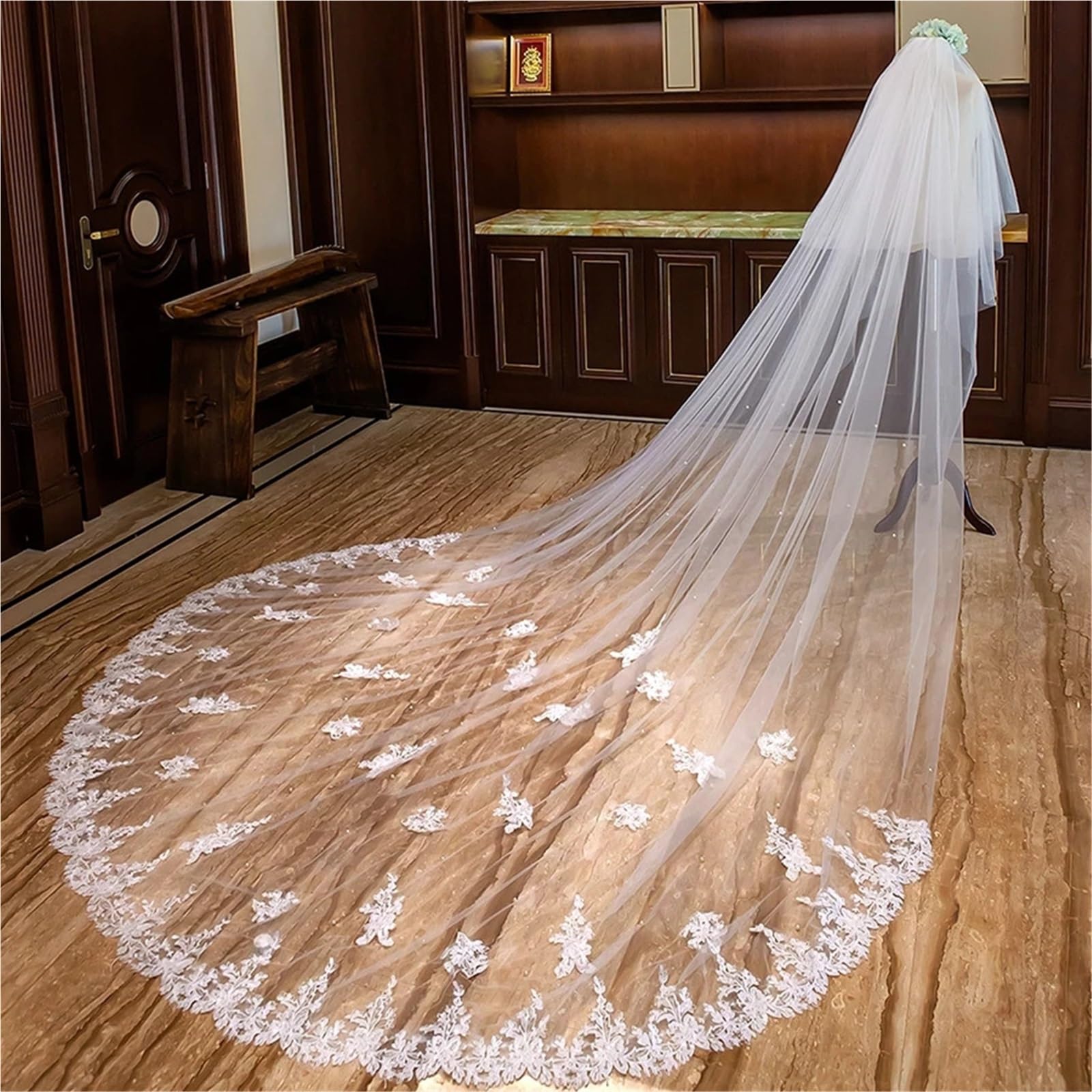Generisch 3 Meter Brautschleier mit Spitzenapplikationen Kathedrale Hochzeitsschleier Elegante Braut Hochzeitsaccessoires