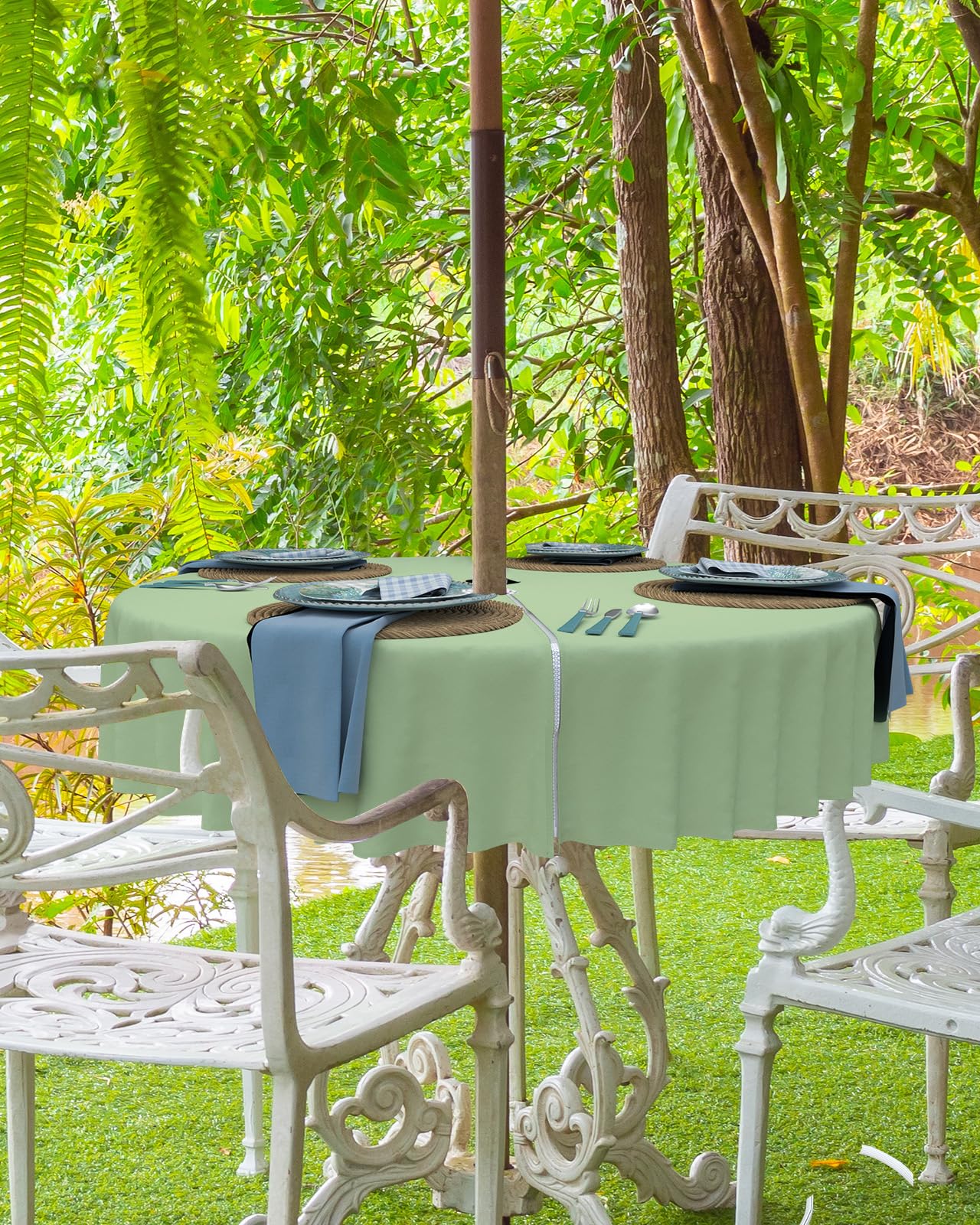 Outdoor Tablecloth with Umbrella Hole and Zipper Sage Green Round Outdoor Tablecloths 54 Inch Waterproof Outside Table Cloths Solid Green Color Patio Table Cloth Cover for Outdoor Tables BBQS Garden