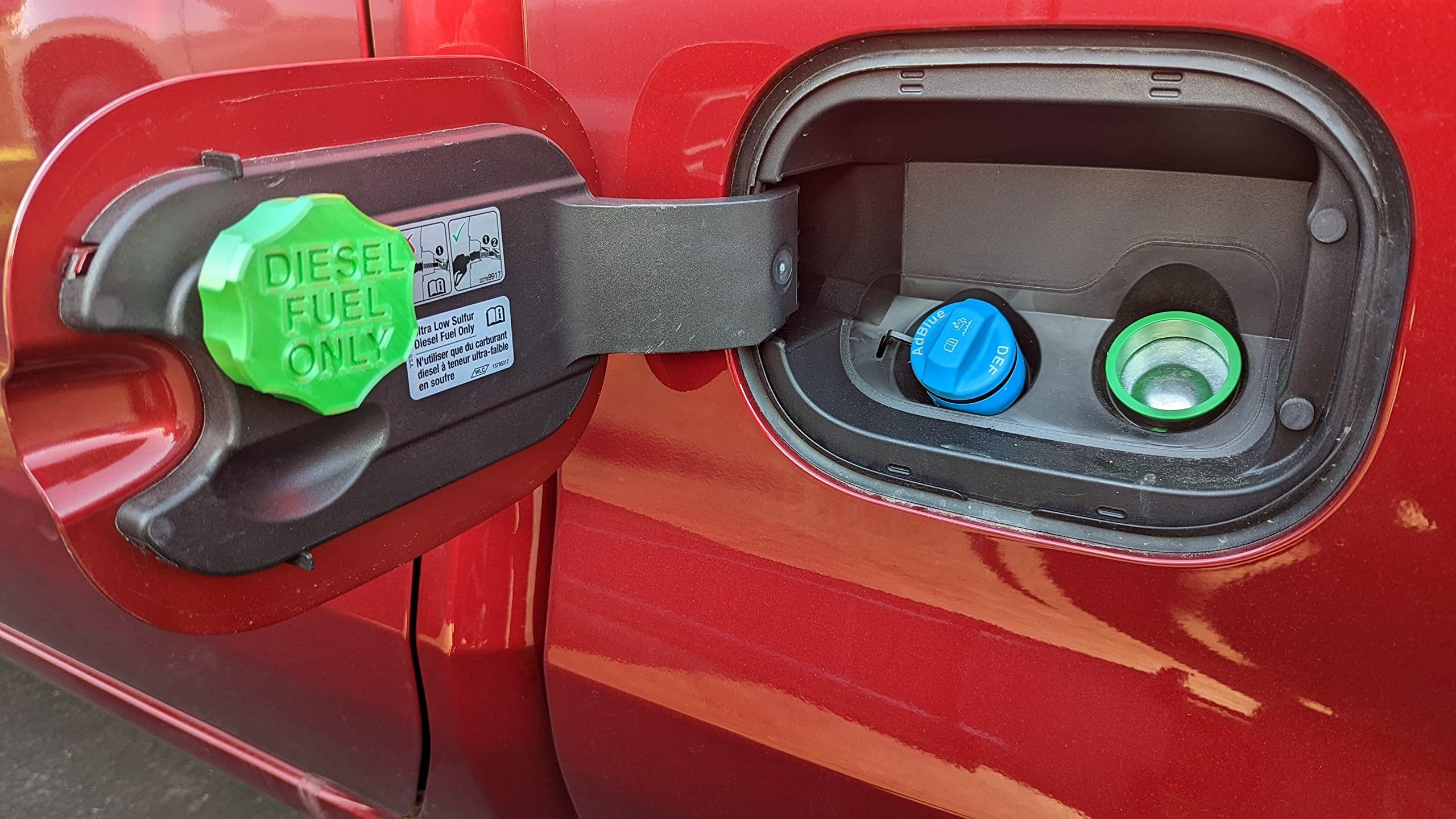 GM 3.0 Diesel Fuel system Cap (Green)