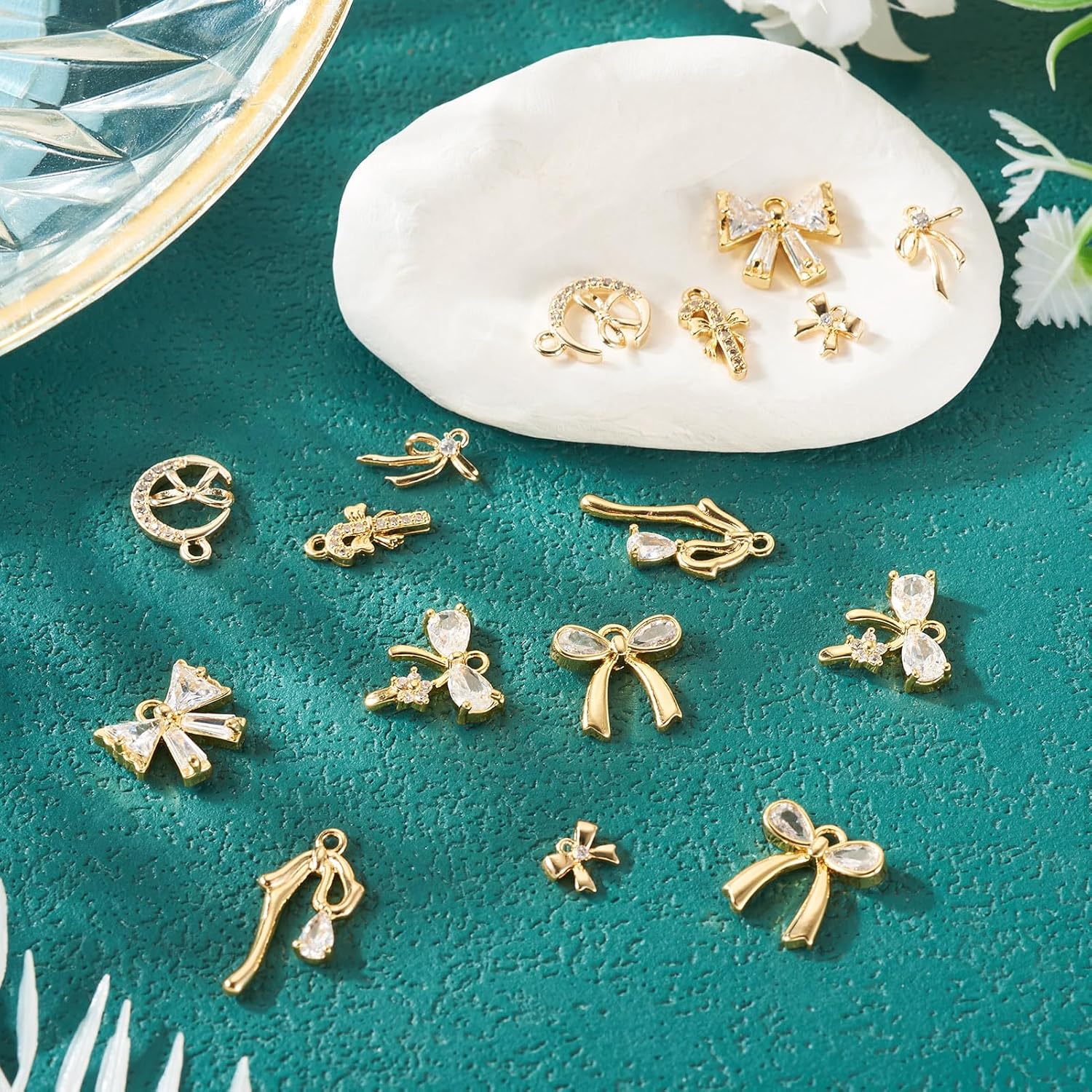 FASHEWELRY Alloy Bowknot Charms Links Golden Bow Tie Connector Charms Metal Bow Link Charms Bow Earring Connectors Christmas Jingle Bell Bow Charms for DIY Necklace Bracelet Jewelry Making - Image 6