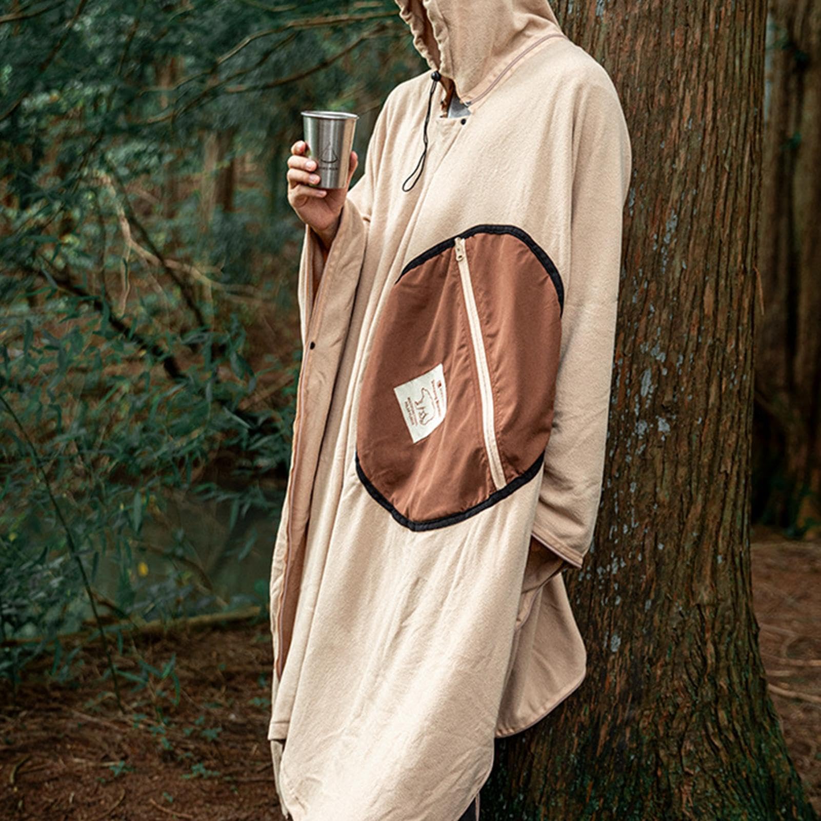 Cape Sleeping Bag - Sac de couchage portable en polaire - Cape avec capuche - Couverture de stade de camping polyvalente en plein air - Poncho à capuche coupe-vent pour camping en plein air