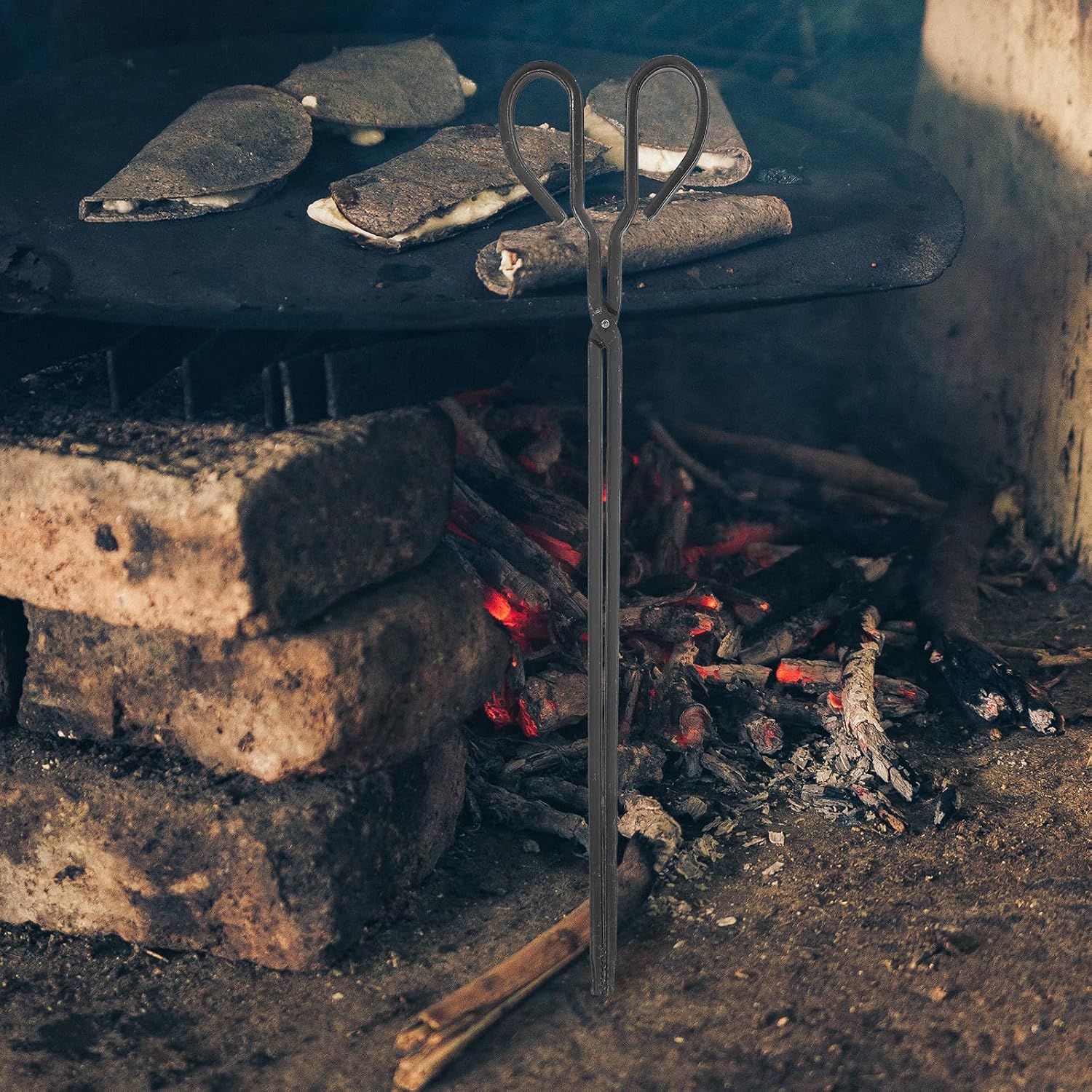 HEMOTON Heavy Duty Metal Fireplace Tongs 50cm Long Outdoor Fire Charcoal Clamp Bbq Coal Scissor Tong for Campfire Bonfire Wood Stove Cooking