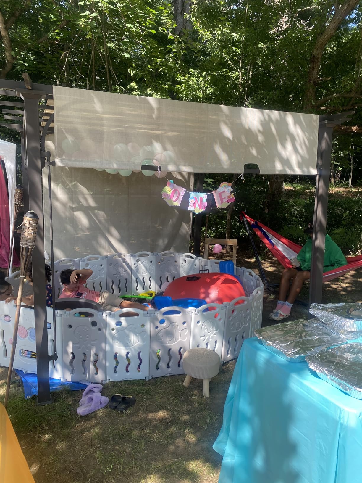 Amazon.com: Hearthsong Large Inflatable Seesaw Rocker for Two, 60”L x ...