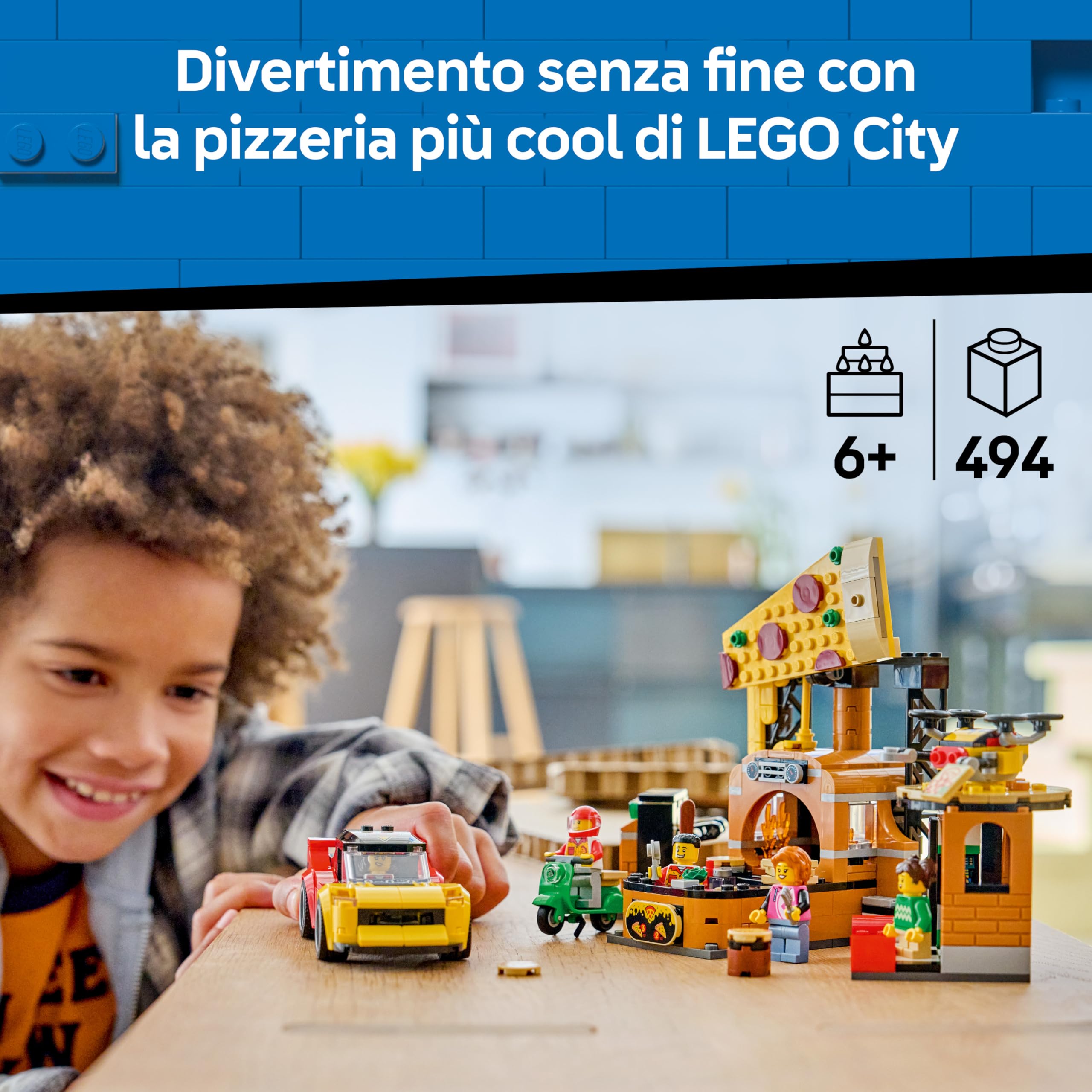 LEGO City Centro di Consegna Pizze con Veicoli - Include Macchina Giocattolo, Scooter, Drone, Cabinato Arcade e 4 Minifigure - Idea Regalo di Compleanno per Bambini da 6 Anni in su - 60496