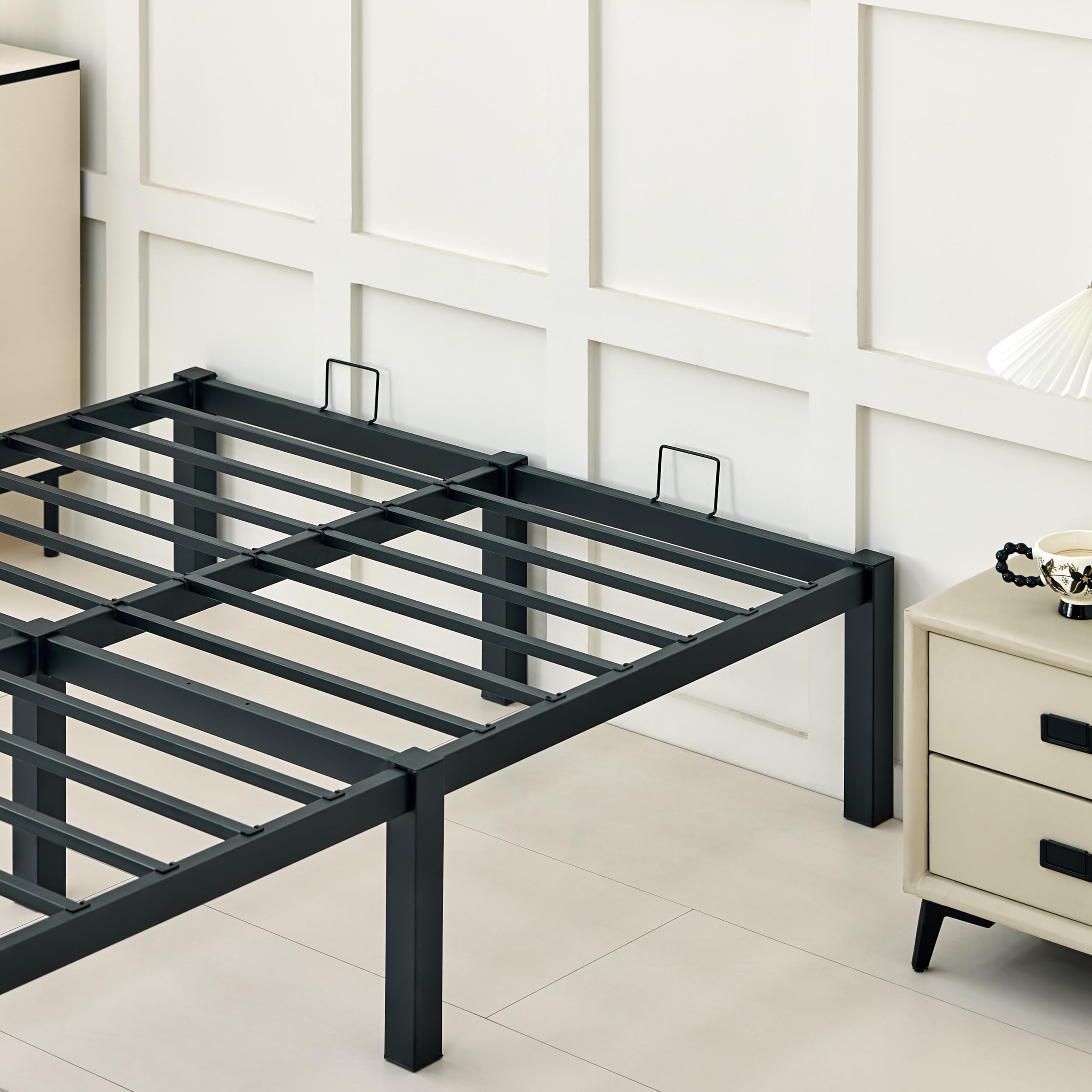 Garvis werkzeuglos OHNE Schrauben! Metallbett 140x200 Schwarz – 32 cm Hoher Doppelbettrahmen mit Stauraum – klick-Montage