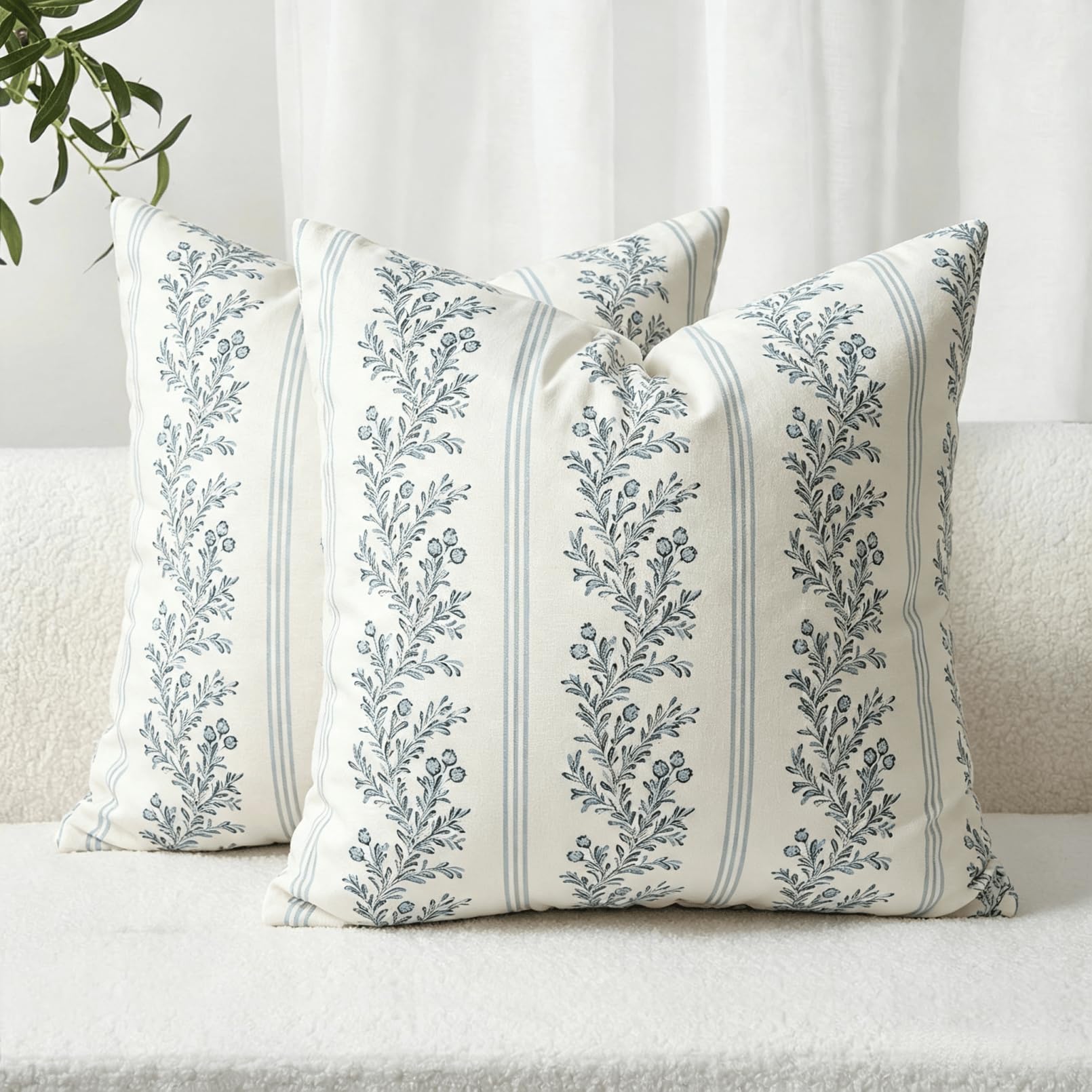 OYIMUA Velvet Cushion Covers 50x50cm Blue Set of 2