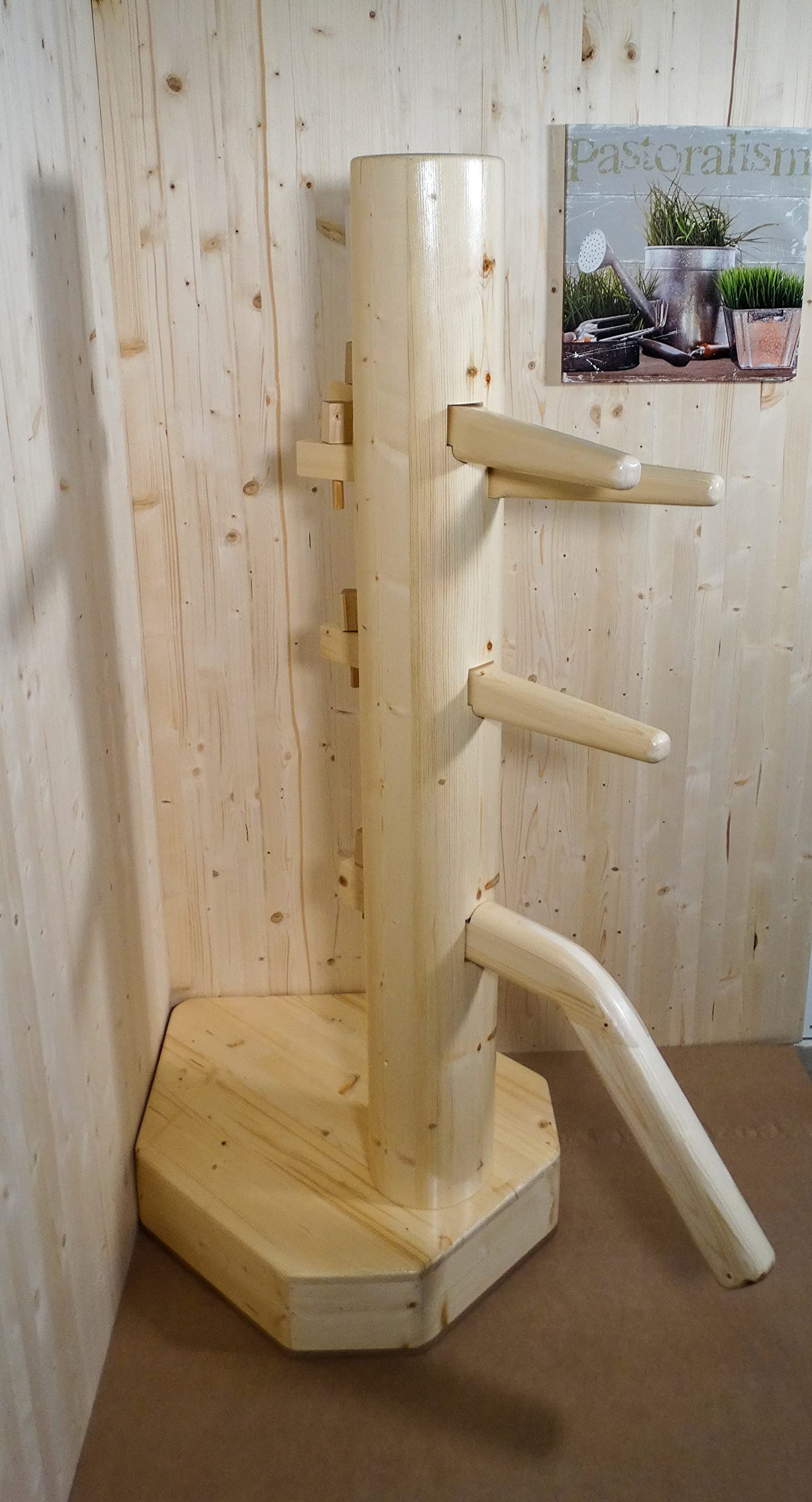 Wing Chun Wooden Dummy Closed Base Corner