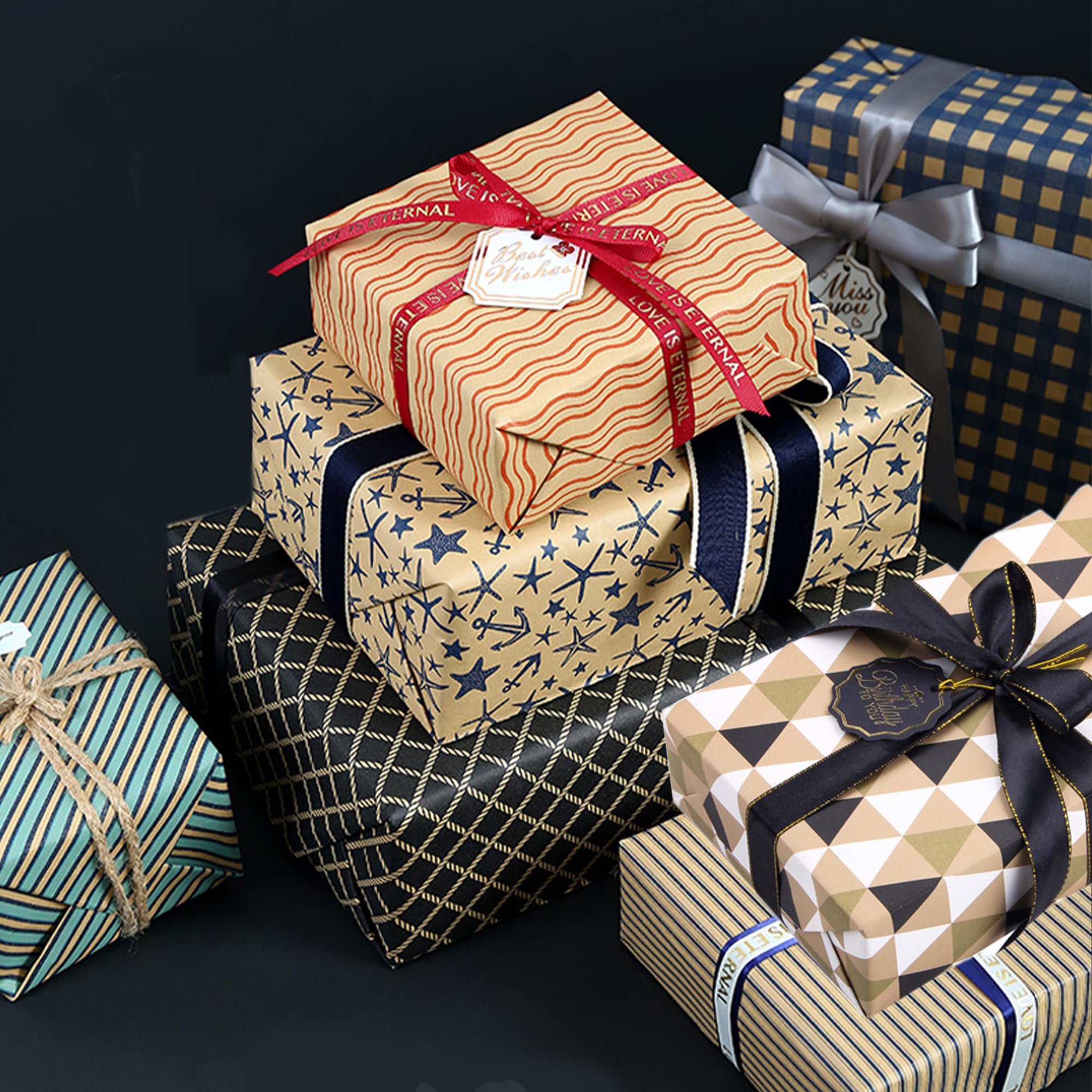 Dantolo 8 Piezas Rollo Papel Kraft Decorado, 50x70cm Papel Para Envolver Regalos, Papel Regalo Kraft con cuerda de cáñamo para Cumpleaños, Navidad, Bodas