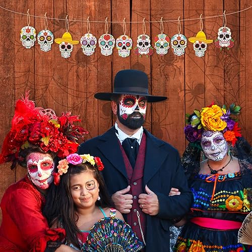 Miniatura 5 de Haooryx Adornos colgantes de madera de fantasma del Día de los Muertos de Halloween, 25 piezas de calaveras de azúcar, decoración mexicana para