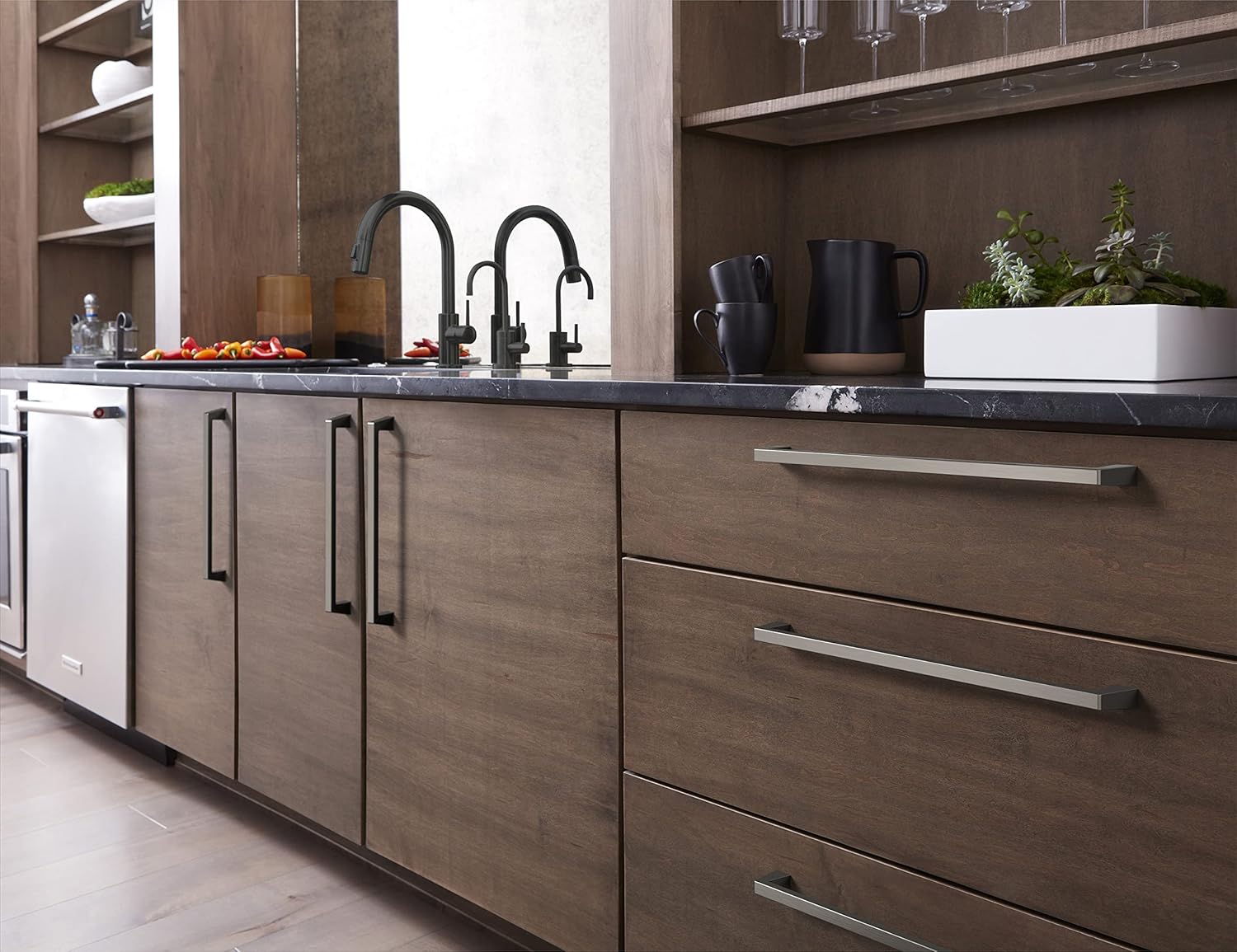 Amerock BP55281GM | Gunmetal Appliance Pull | 18 in (457 mm) Center-to-Center Appliance Handle | Blackrock | Drawer Pull | Kitchen Cabinet Handle | Furniture Hardware