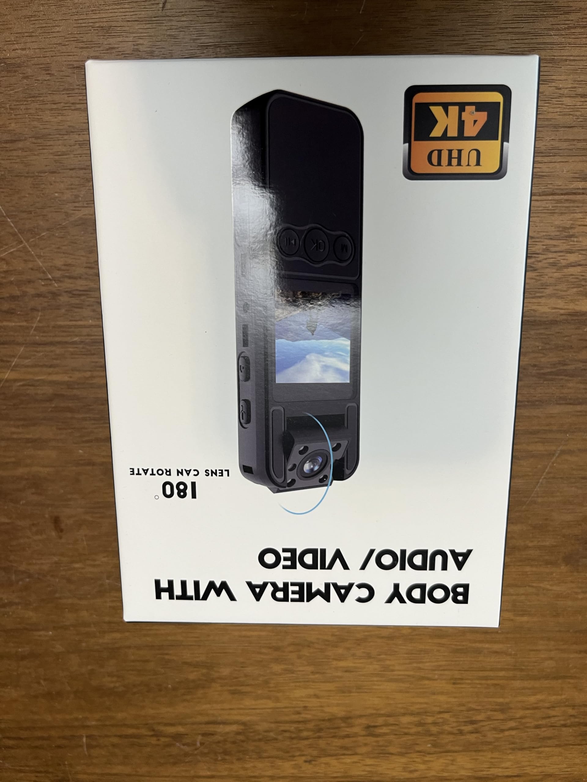128G Caméra corporelle 1080P avec Objectif Rotatif de 180°, caméra de Sport avec 6 Heures d'autonomie de Batterie, Vision Nocturne, caméra Portable pour Animaux domestiques (H82-1080P-128G)