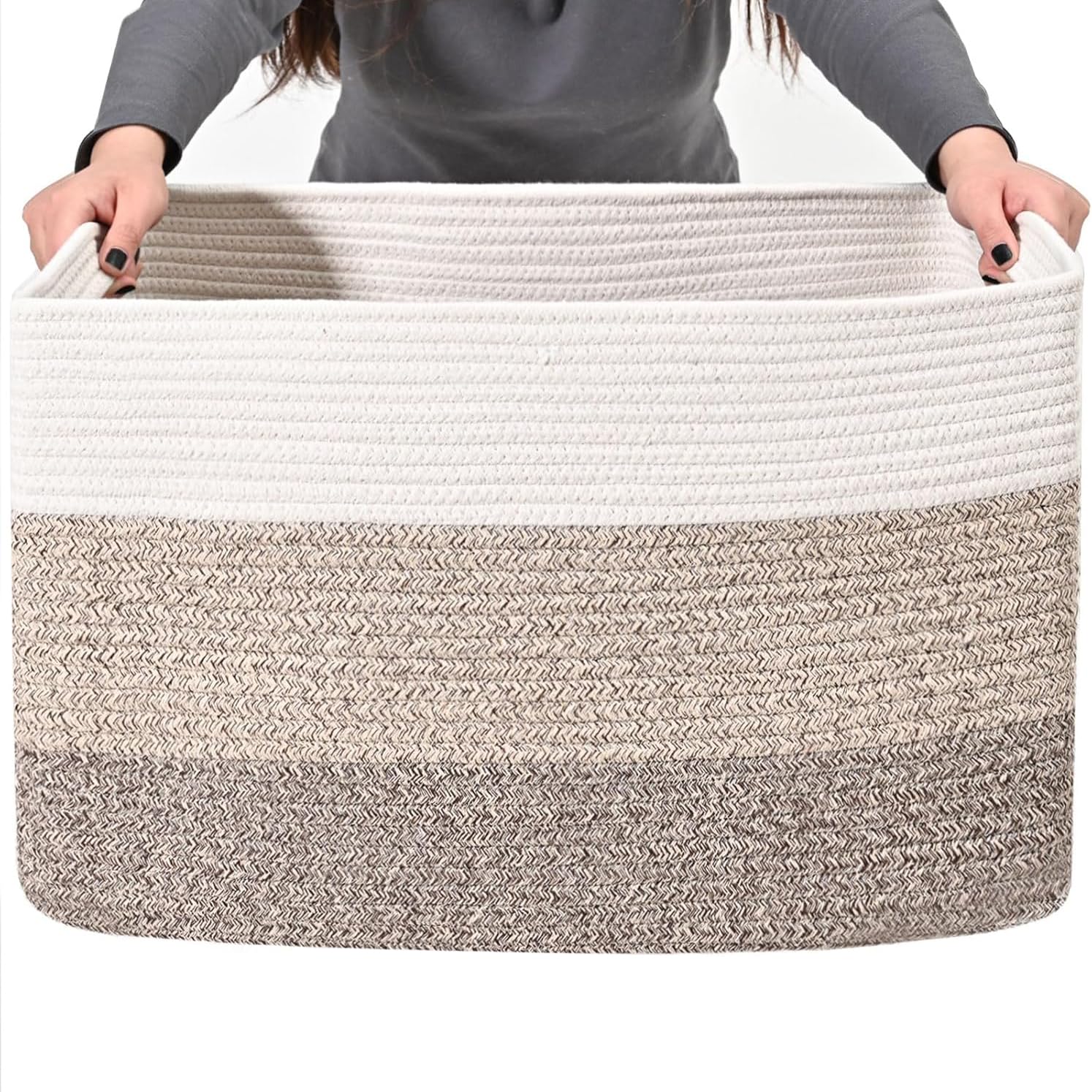 Geflochtener Wäschekorb aus Baumwolle (55x43x30cm) 72L- Handgefertigter Wäschesammler mit Griff - Weiß & Braun - Formstabiler Aufbewahrungskorb für Wäsche, Spielzeug & Mehr