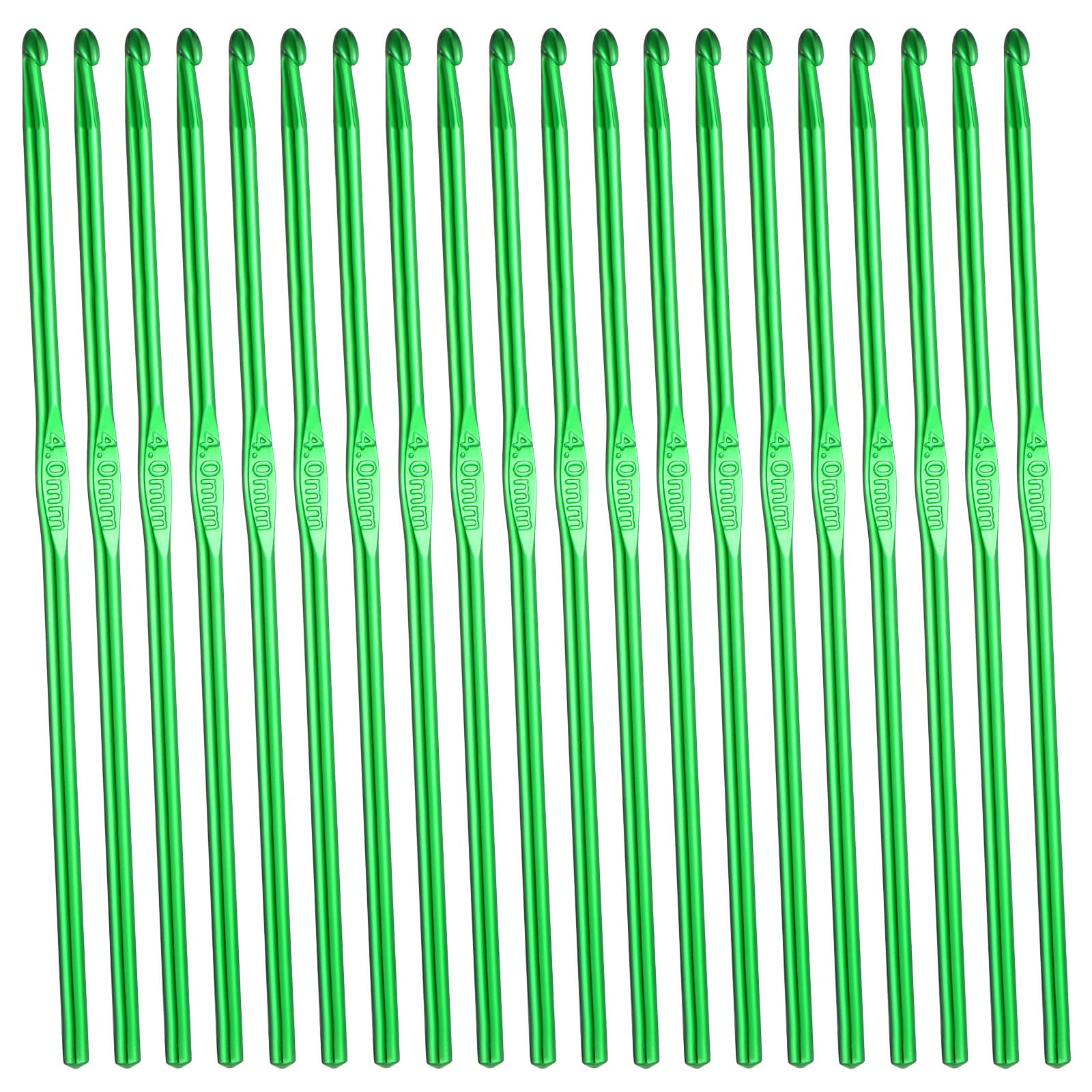 Molain 20 Pcs 4 mm Crochet Hooks, Green Aluminum Crochet Hooks Aluminum Knitting Needles with Markers for Chunky Yarn Beginners or Professionals