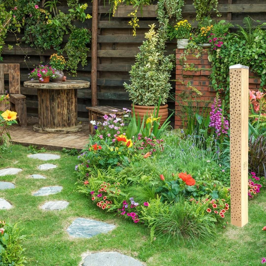 Bijenhotel stam insectenhotel wilde bijen eiken massief hout hardhout wilde bijenhotel nesthulp bijen (S