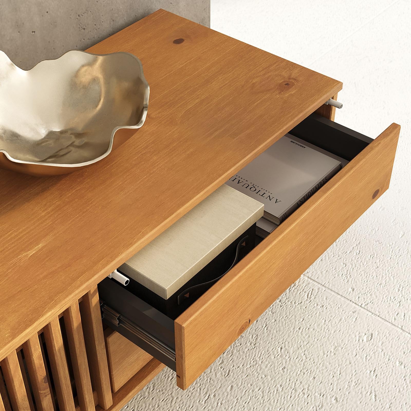 IDIMEX Lowboard Adamo 180 cm aus Massivholz, Eiche Finish - TV Kommode mit Lamellenschiebetüren, TV Lowboard für Wohnzimmer, Sideboard mit 2 Schubladen, Wohnzimmer TV Schrank
