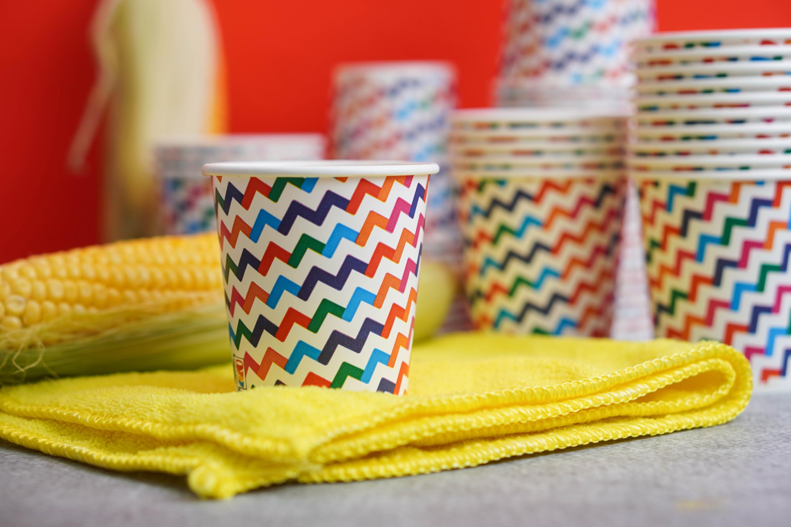 PARICOTT 200ml – 200 Cups | Zigzag Printed Paper Cups | Eco-Friendly Disposable Cups for Hot & Cold Beverages – Ideal for Tea, Coffee, Juice, Water, Cocktail, Party, Travel, Wedding, Events