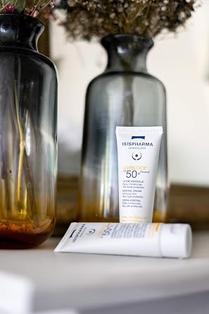 Isıs Pharma Uveblock Spf 50+ Mineral Tinted 40Ml