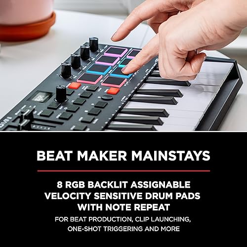 Miniatura 5 de M-Audio Oxygen Pro Mini - Controlador de teclado MIDI USB de 32 teclas con almohadillas de ritmo, botones asignables MIDI, botones y faders y