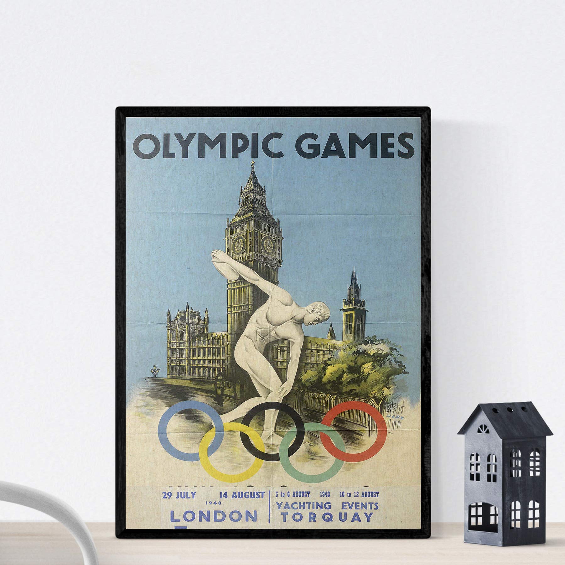 Nacnic Vintage Poster Vintage poster London Classic Games. A3 size