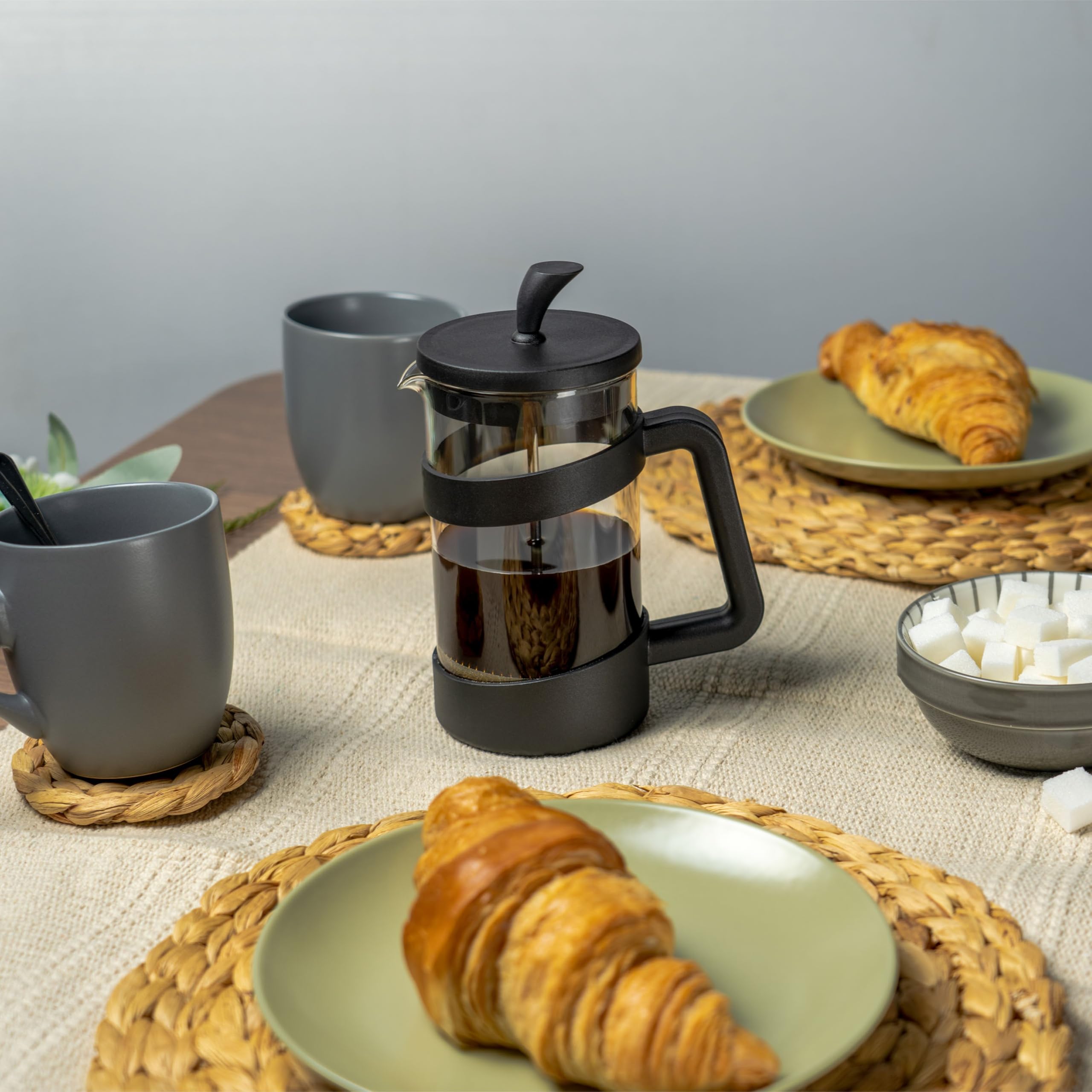 Café Olé Style Kawiarka, czarna, 600 ml / 2–3 kubki / 5 filiżanek do espresso, zaparzacz do kawy typu French Press, filtr z siatki ze stali nierdzewnej, korpus szklany