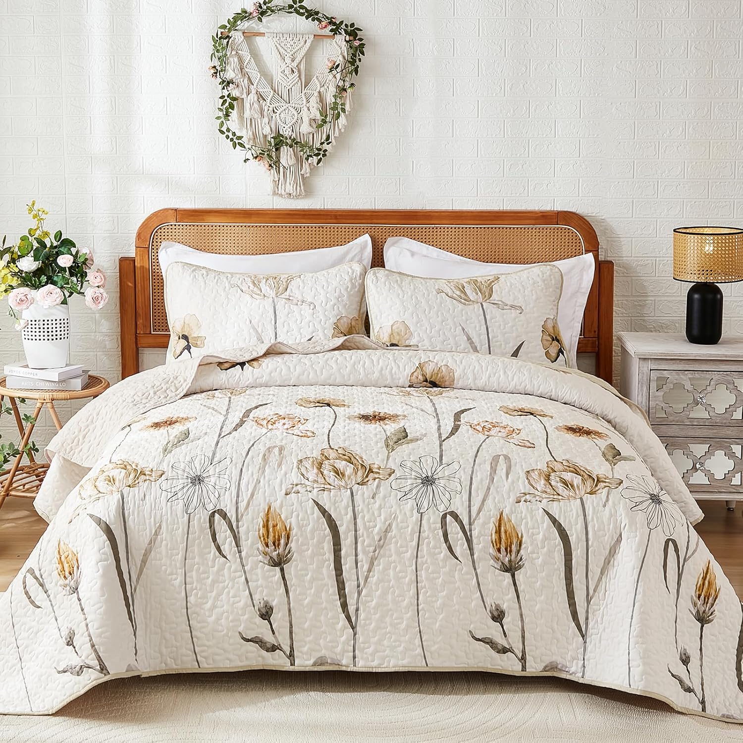 WONGS BEDDING Quilt Set King,Cute Floral Bedspread Coverlet Set,3 Pieces Brown Quilts Bed Cover,Lightweight Quilts Summer Flower Bedding Set for All Season(104"x90")