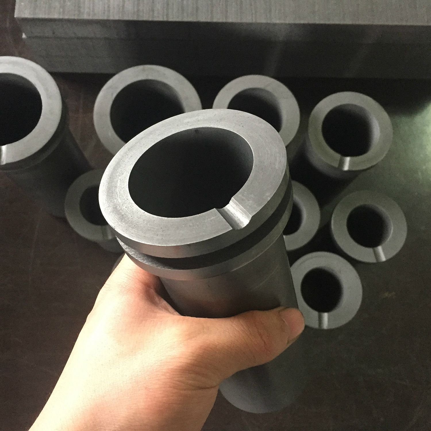 1Kg: Toogoo 1Pcs, 1Kg, Gold Melting Furnace Crucible, Gold Melter Crucible, Graphite Crucible 3
