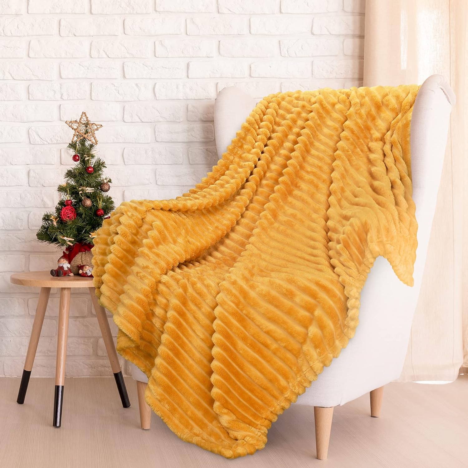 Catalonia Classic Yellow Fleece Throw Blankets for Couch
