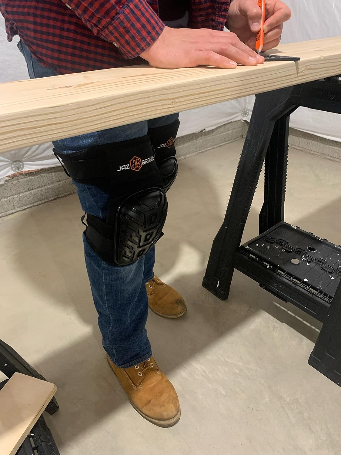 JAZ Brands Heavy Duty Multi-Prpose Kneepads for Construction, Flooring, Roofing, Plumbing, Gardening, Sports and Tactical Wear featuring Adjustable Velcro Straps with Easy-Fix Clips, Durable Hardshell Cover, Gel Cushion Insert, and 1 Size Fits All Ergonomic Design for Ultimate Comfort and Protection (2)