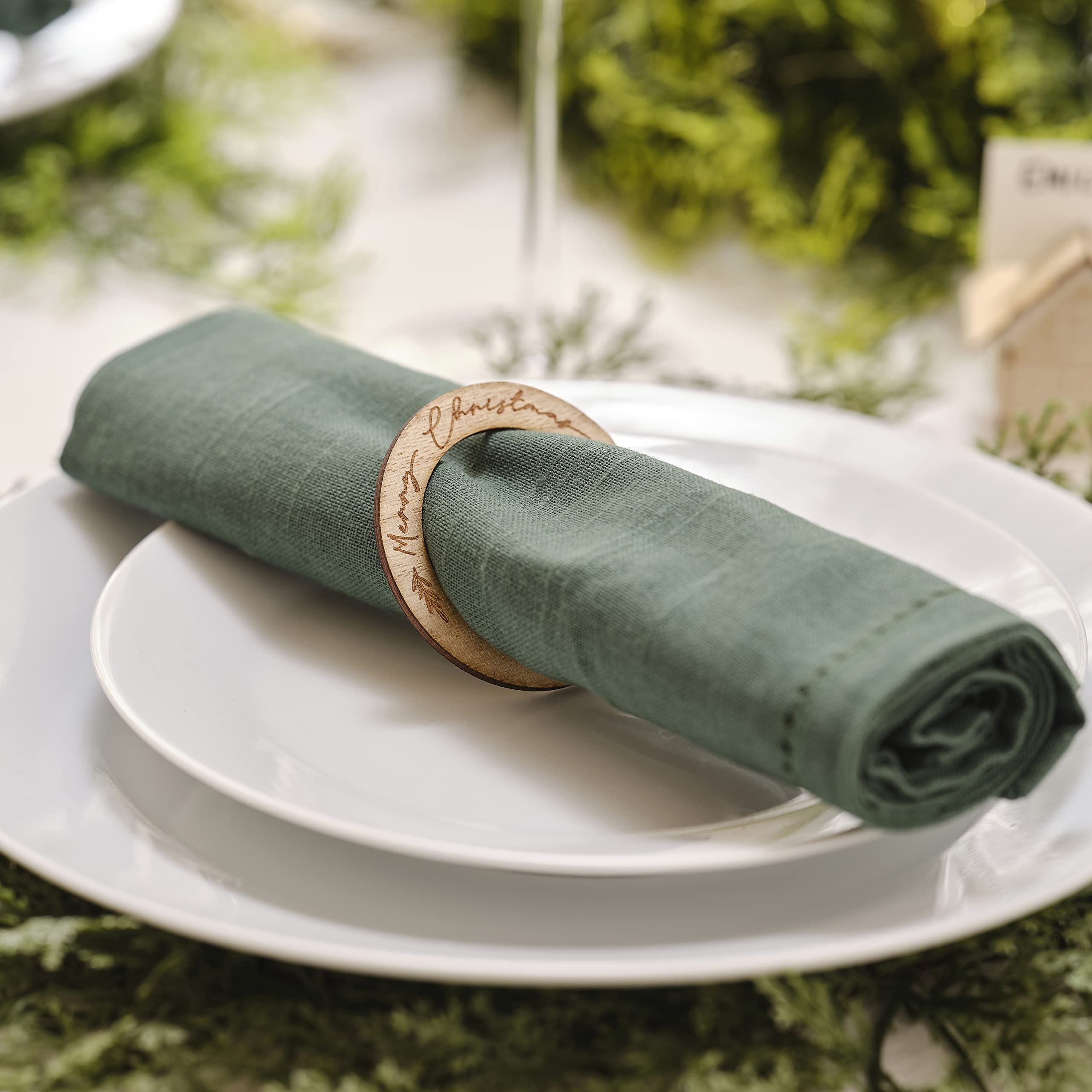 Ginger Ray Merry Christmas Wooden Eco Napkin Serviette Rings Pack of 6