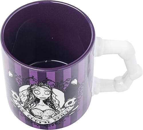 Miniatura 4 de Silver Buffalo Taza de cerámica con mango esculpido, diseño de cadáveres y novias, 20 onzas