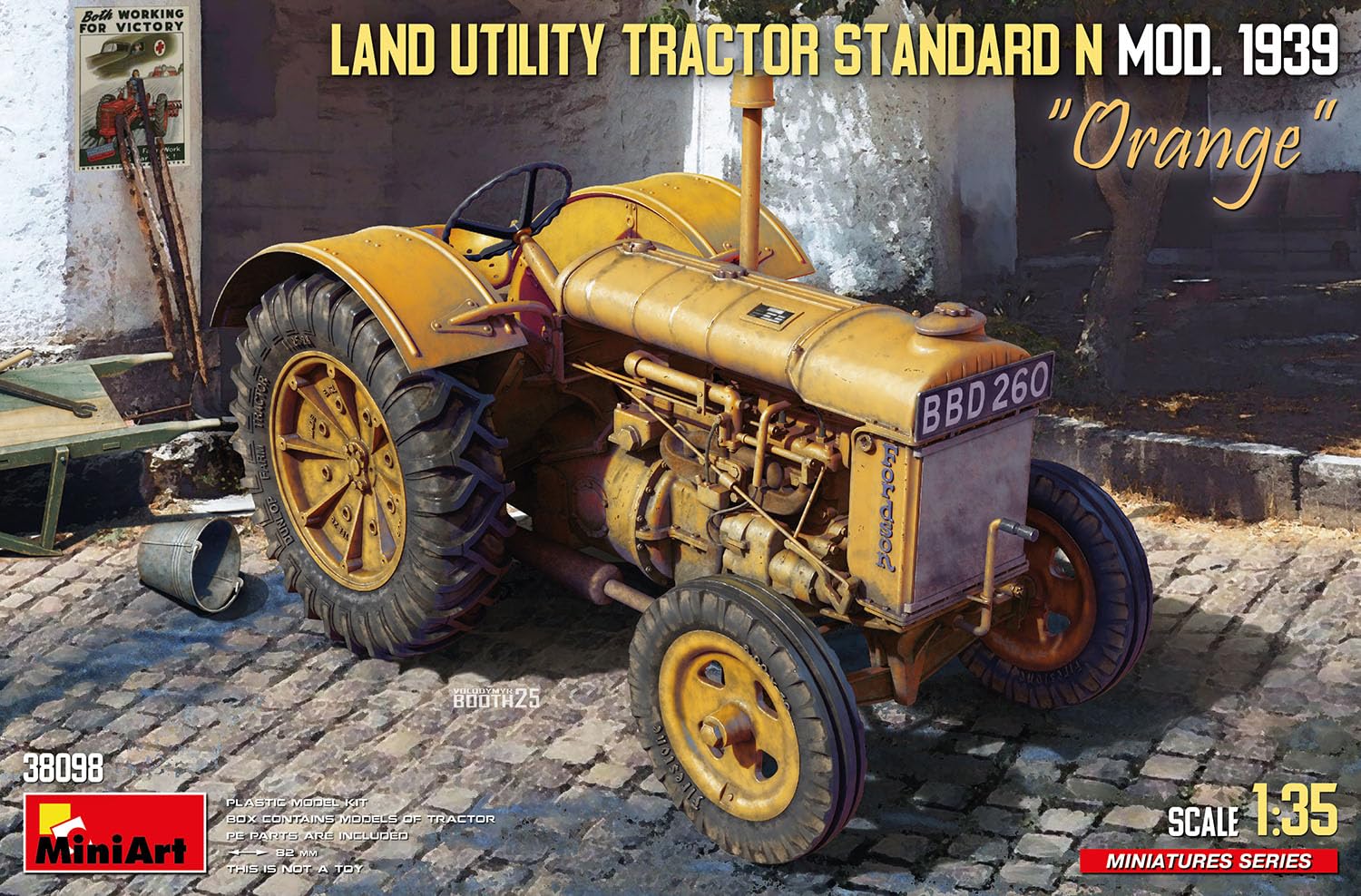 Mini-Art MA38098 Land Utility Traktor Standard N Orange 1939 Modell, Kunststoffmodell