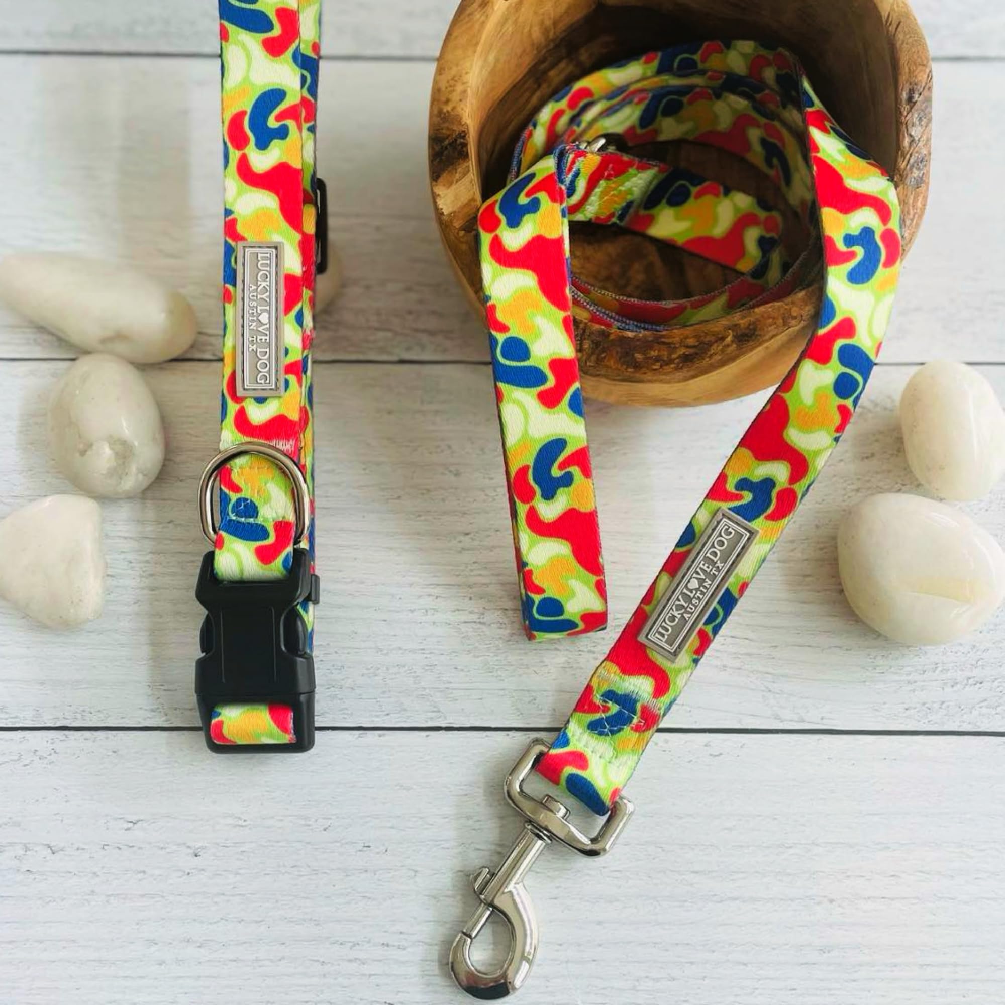 Lucky Love Dog Collares, collar de perro con patrón de rayas para perros medianos, cómodo y suave, lindo collar de perro para niña o niño, Oscar, mediano