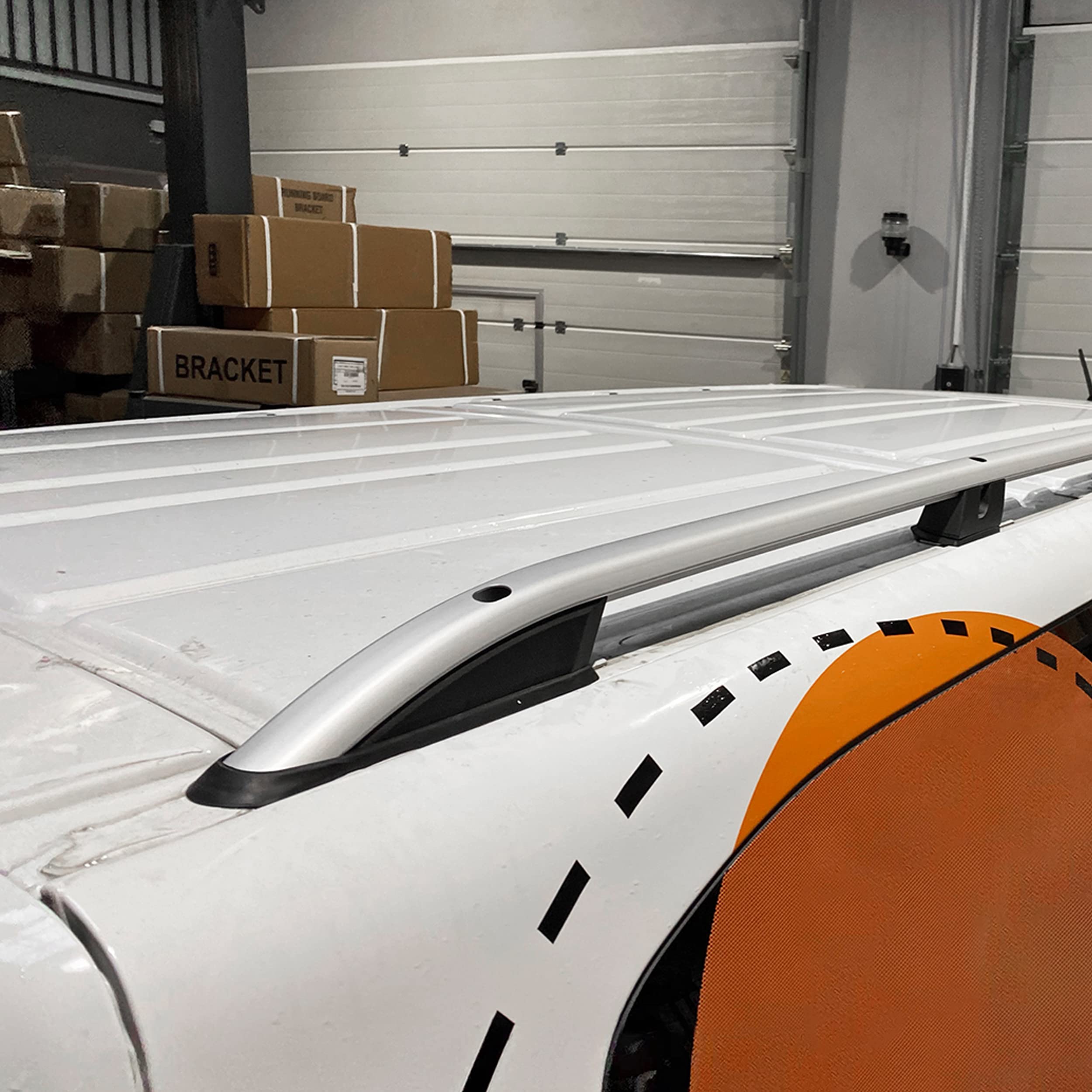 CHROMEMASTER | Les Barres de Toit | Compatibles avec Citroen Jumpy 2016- L1/XS/Compact; Conçus pour Le Montage de Barres de Toit, de coffres de Toit ou de Porte-vélos | Structure en Aluminium Durable