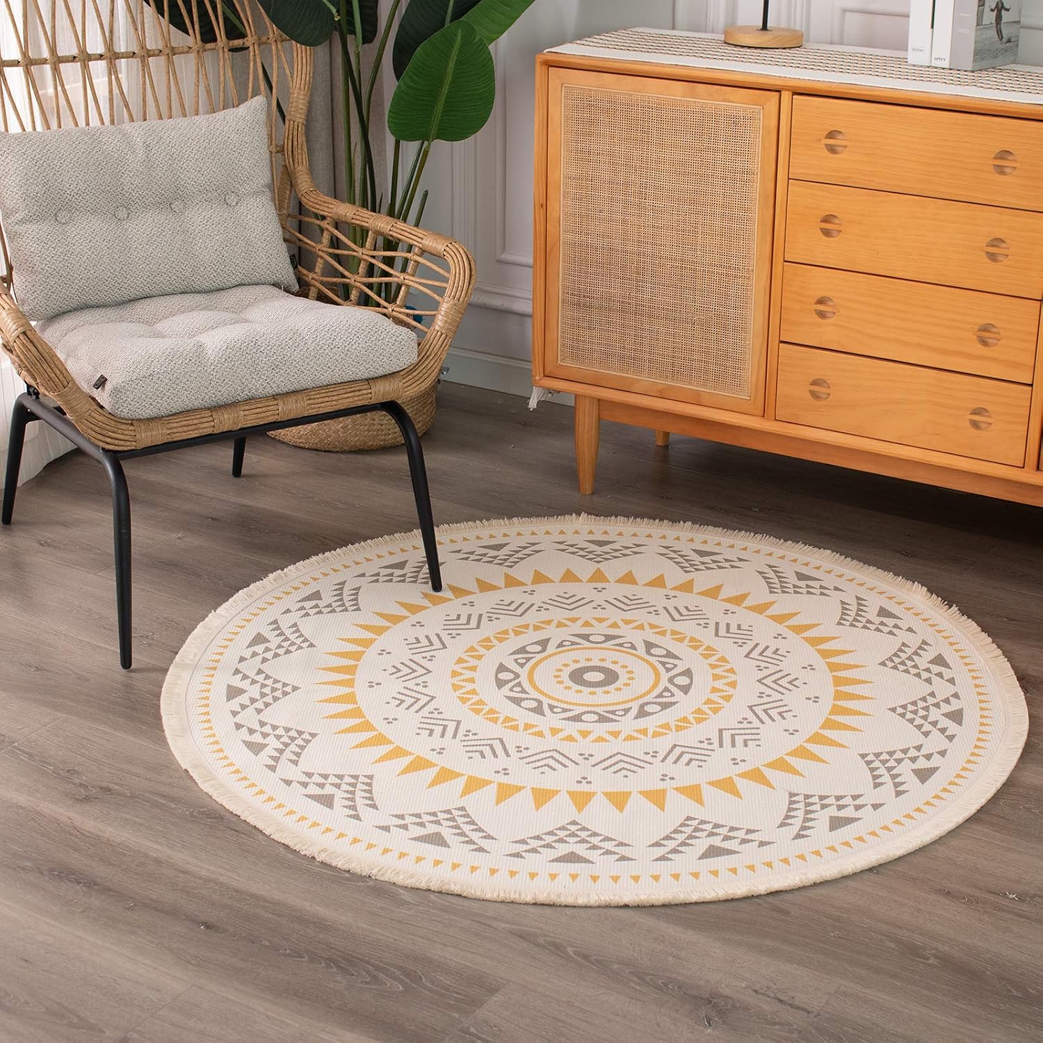 Round Boho Rug Bedroom, Circle 4ft Woven Bohemian Cotton Area Rug, Mandala Floral Floor Carpet with Tassels, Chic Indoor Mat Machine Washable