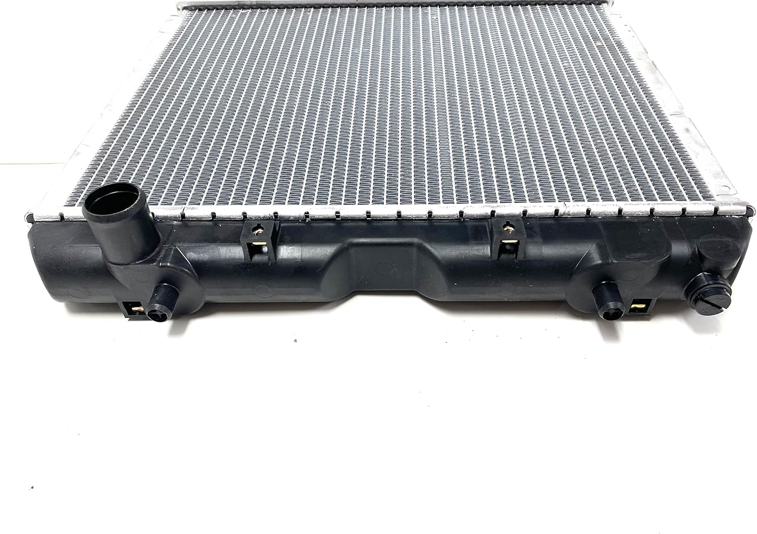 Arko Radiator Fits Kubota Tractors L2600 L2800 L3000 L3400 L4300 Replacement TC020-16000
