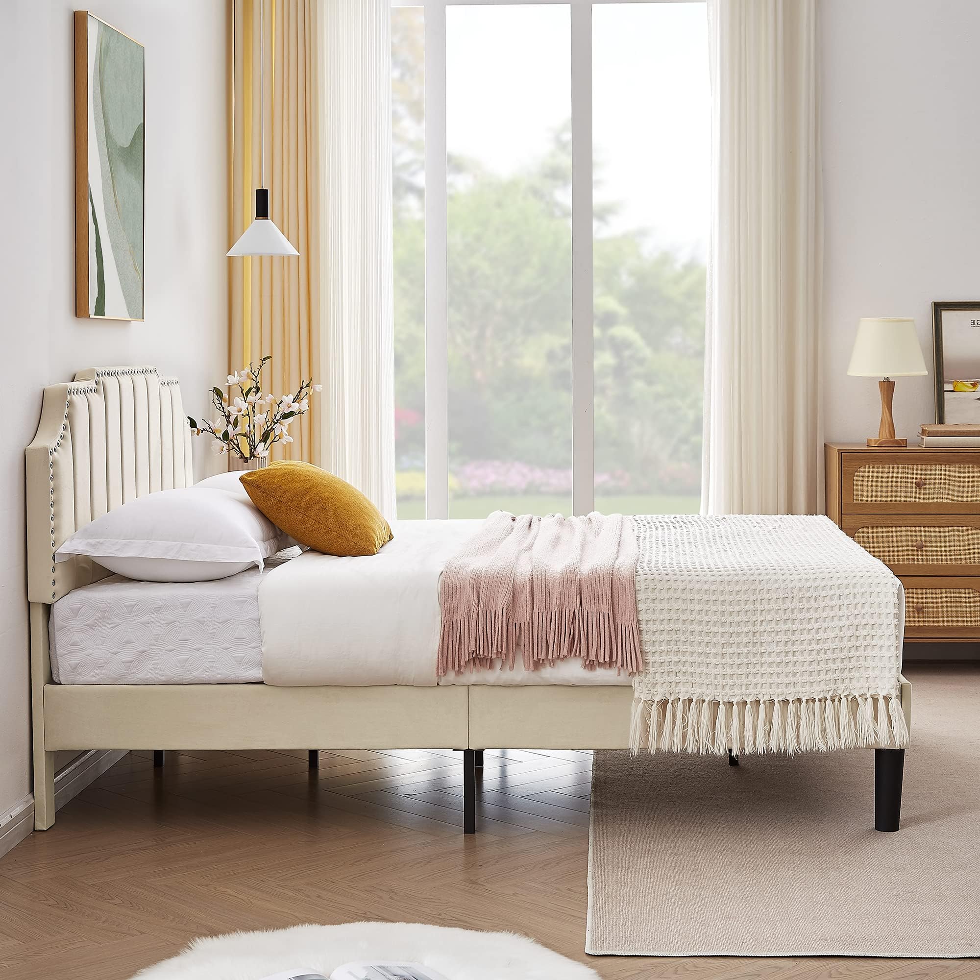 VECELO Lit Double Rembourré 140x190 cm, Cadre de Lit avec Tête de Lit, Support à Lattes en Bois Solide, Tissu en Velours Haut de Gamme, Facile à Assembler, Beige