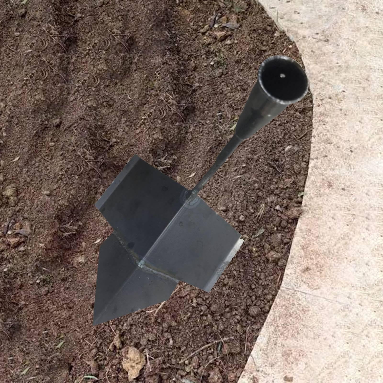 Houe de Jardin Manuelle, Tête de Houe Triangulaire en Acier, Construction Compacte en Fer, Adaptée Au Labour des Petits Jardins.